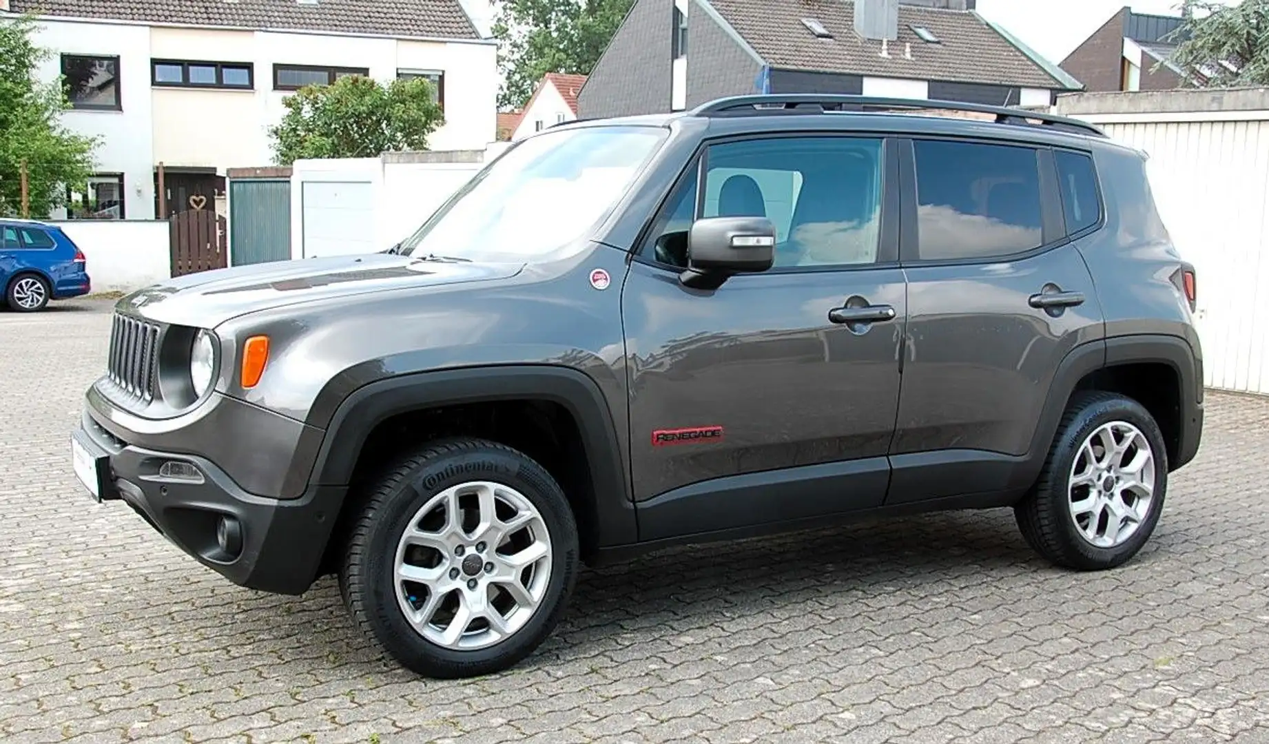 Jeep Renegade 2.0 MultiJet Trailhawk 4x4 Leder Navi Gris - 1