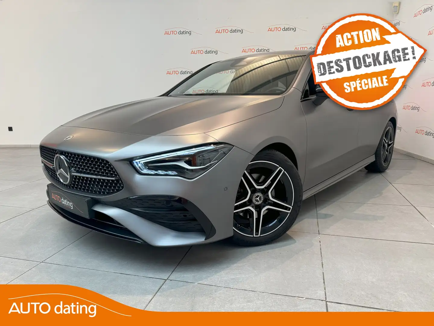Mercedes-Benz CLA 180 Shooting Brake AMG Line Grijs - 1