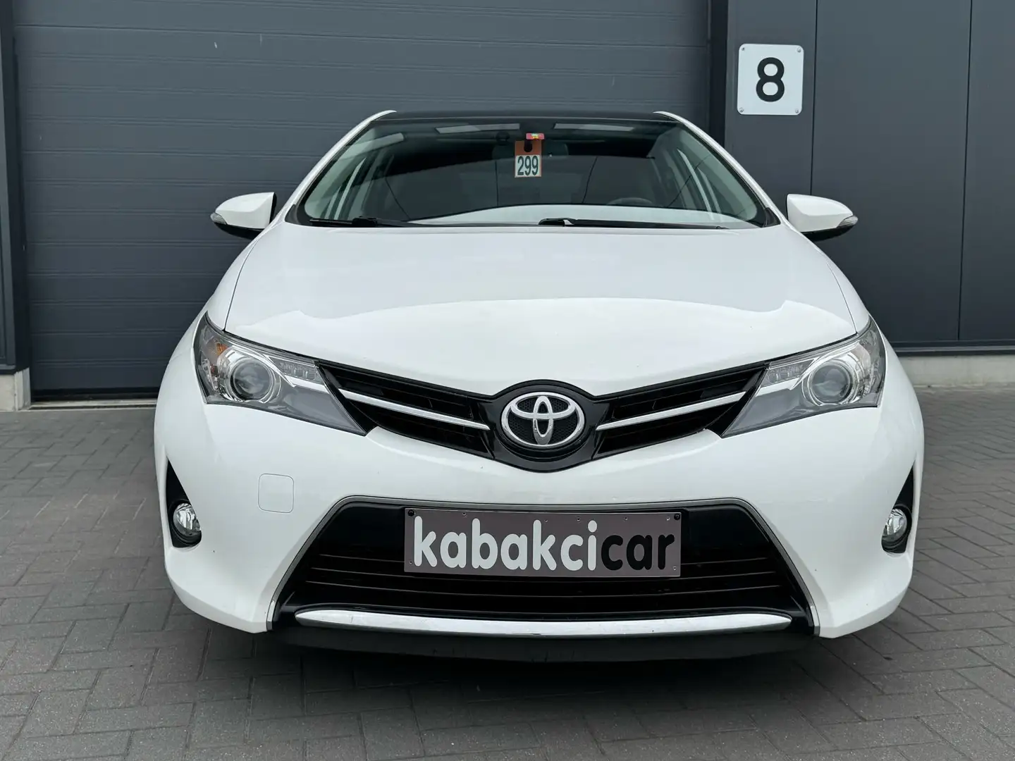 Toyota Auris 1.33i VVT-i GPS/CAMERA/ Wit - 2