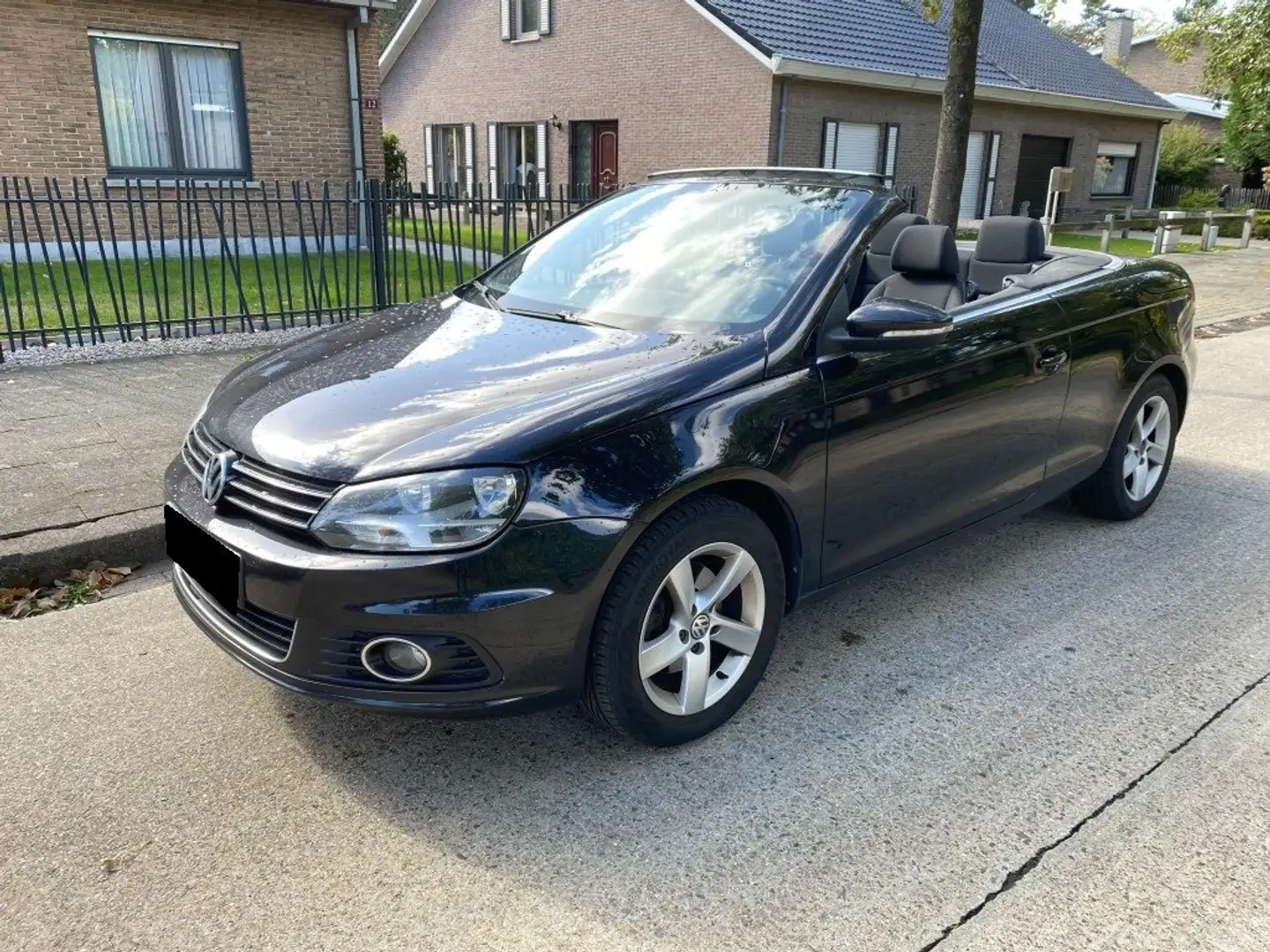 Volkswagen Eos Benzine Cabriolet - Gekeurd Zwart - 1
