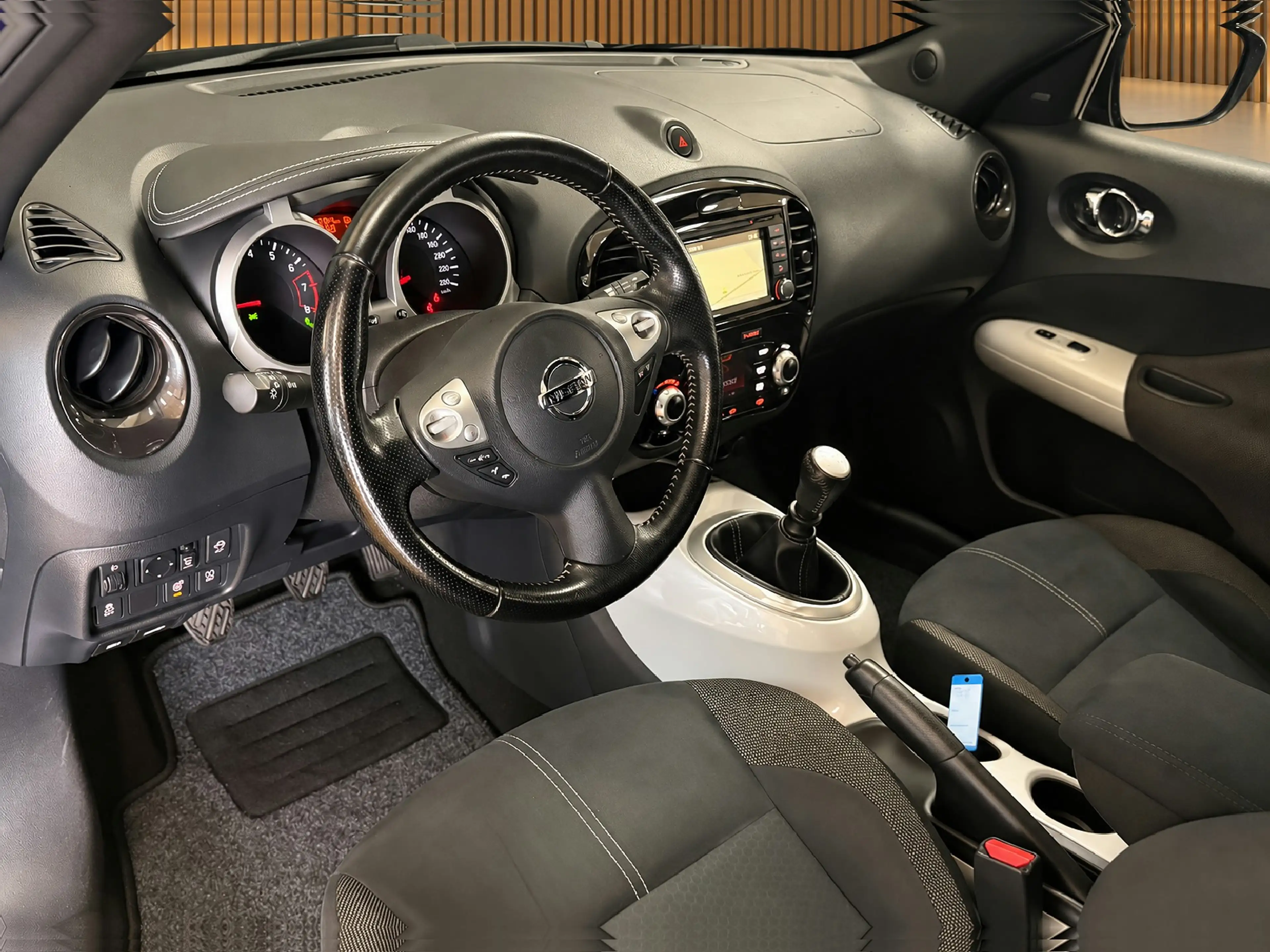 Nissan Juke 1.2 DIG-T S/S Connect Edition | BLISS | 360 | Trek — photo 8