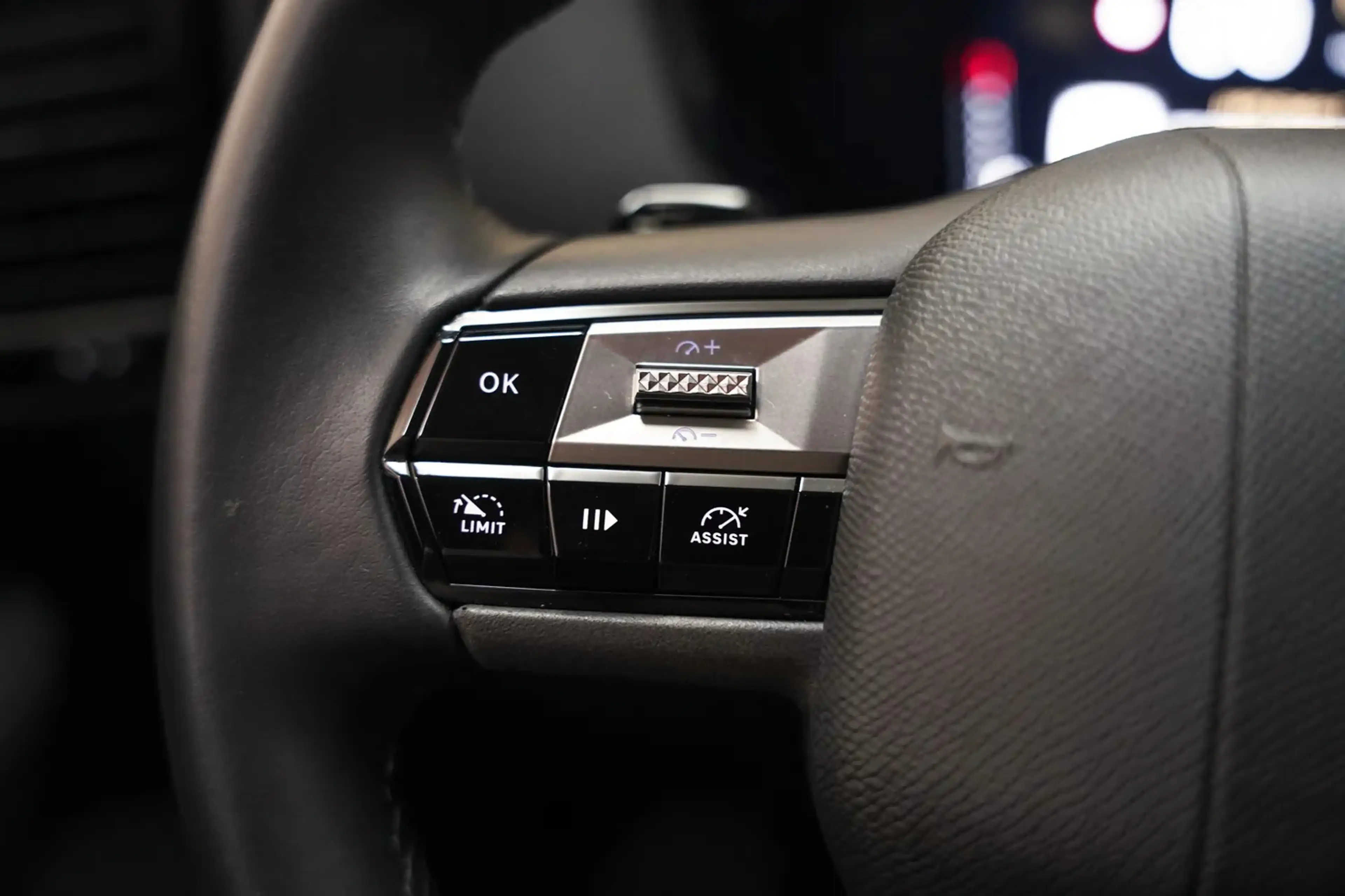 DS Automobiles DS 4 1.2 Pure Bastille Aut. [ Apple Carplay Clima Cruis — photo 15