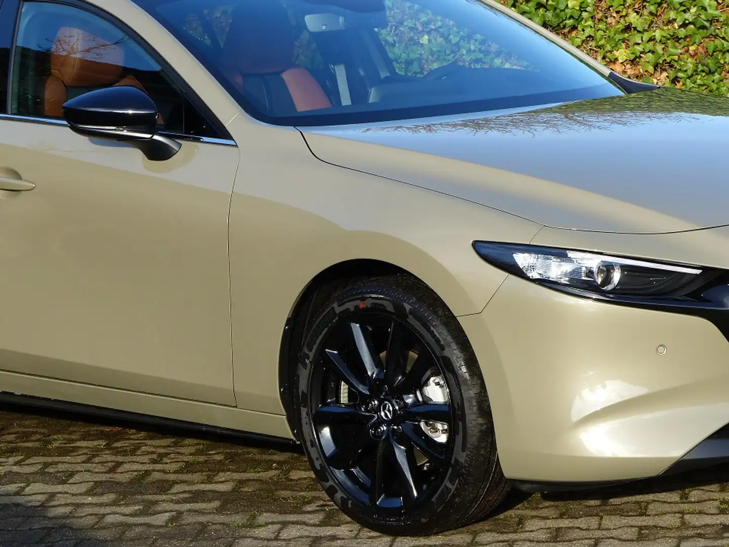 Mazda 3 2.5L e-SKYACTIV G 140ps 6MT FWD Nagisa Gris - 2