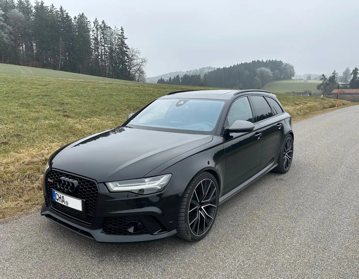 Audi RS6 RS6 Avant performance Schwarz - 1