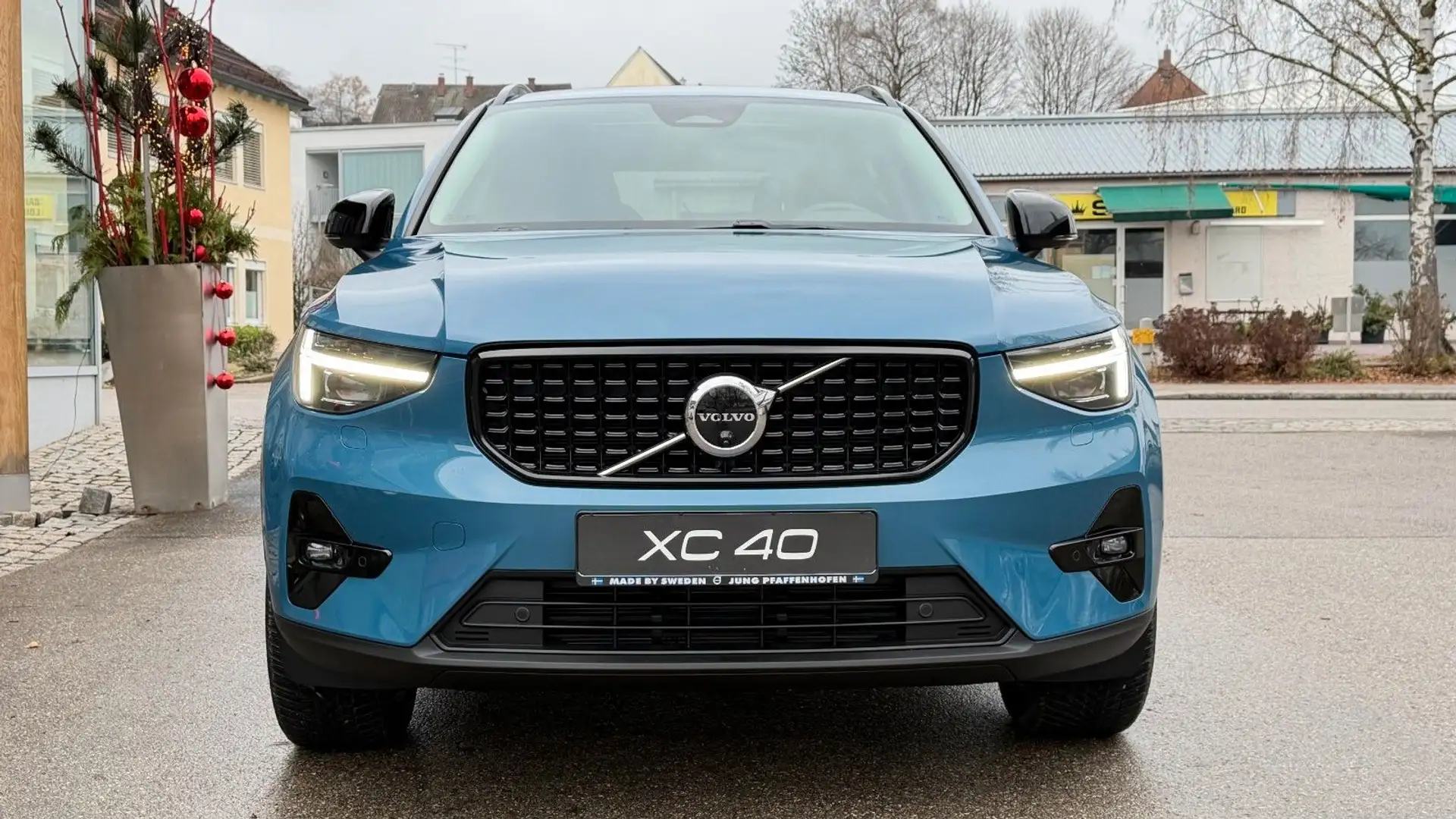 Volvo XC40 B3 Ultra Dark/Business-Paket/+ Blau - 1