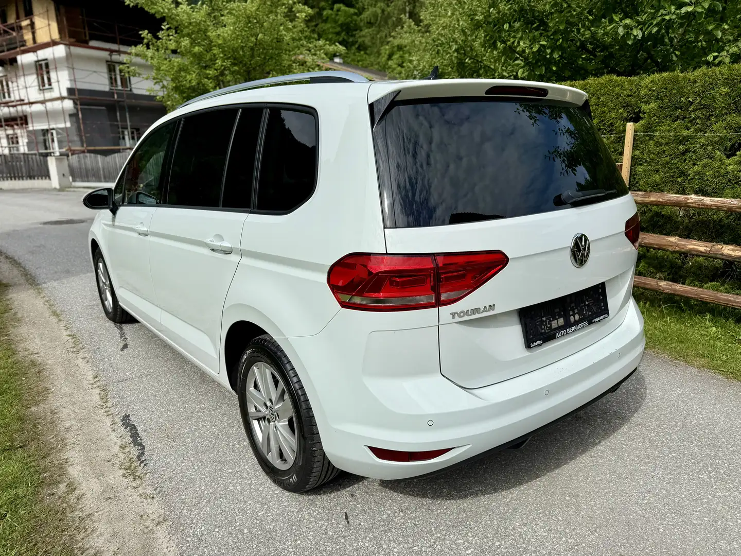 Volkswagen Touran Comfortline BMT/Start-Stopp 2 Zonen Klima MFL PDC Weiß - 2