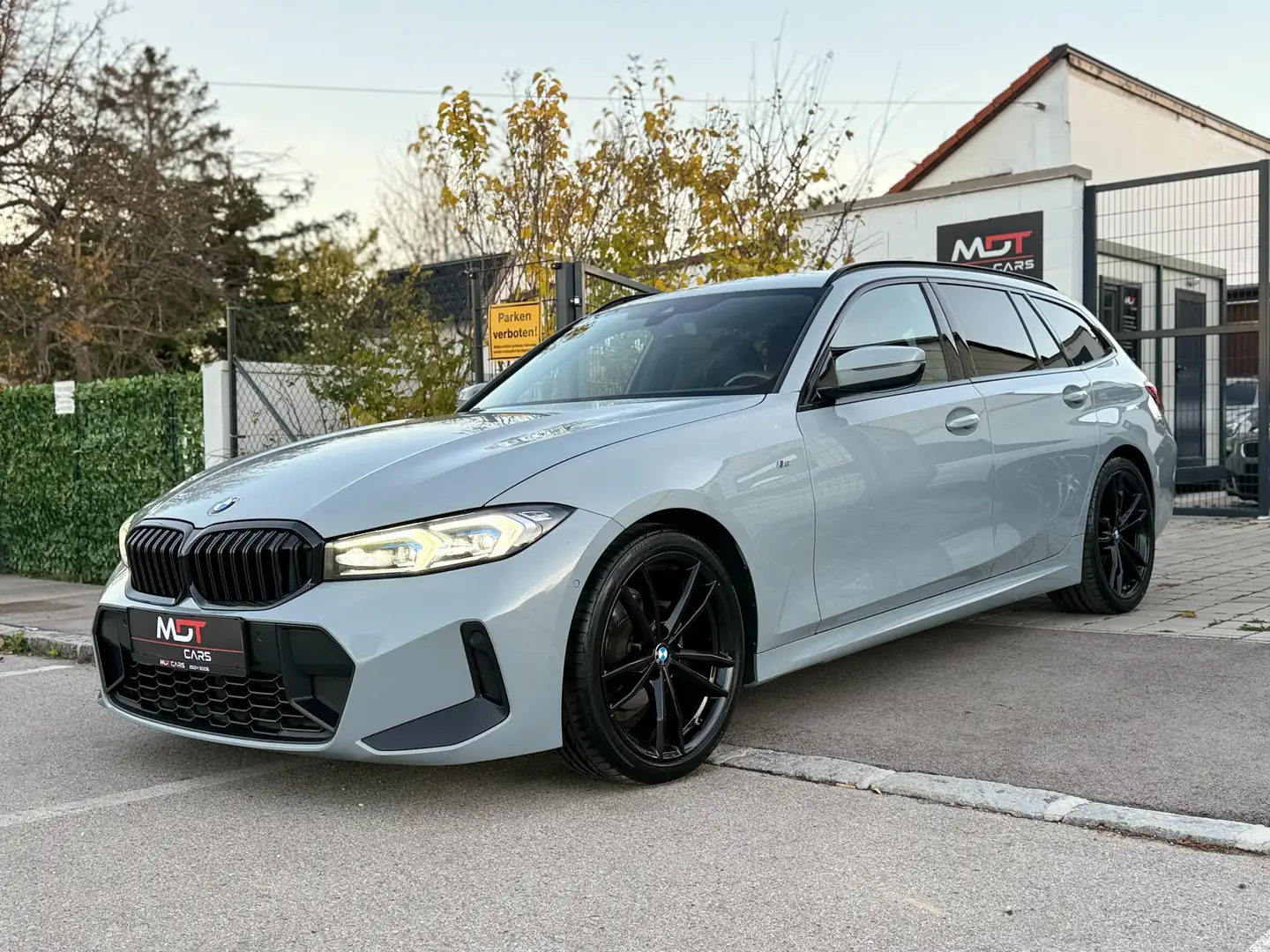 BMW 318 d M SPORT|VERKAUFT|HIFI|LIVE COCKPITPL. Grau - 2