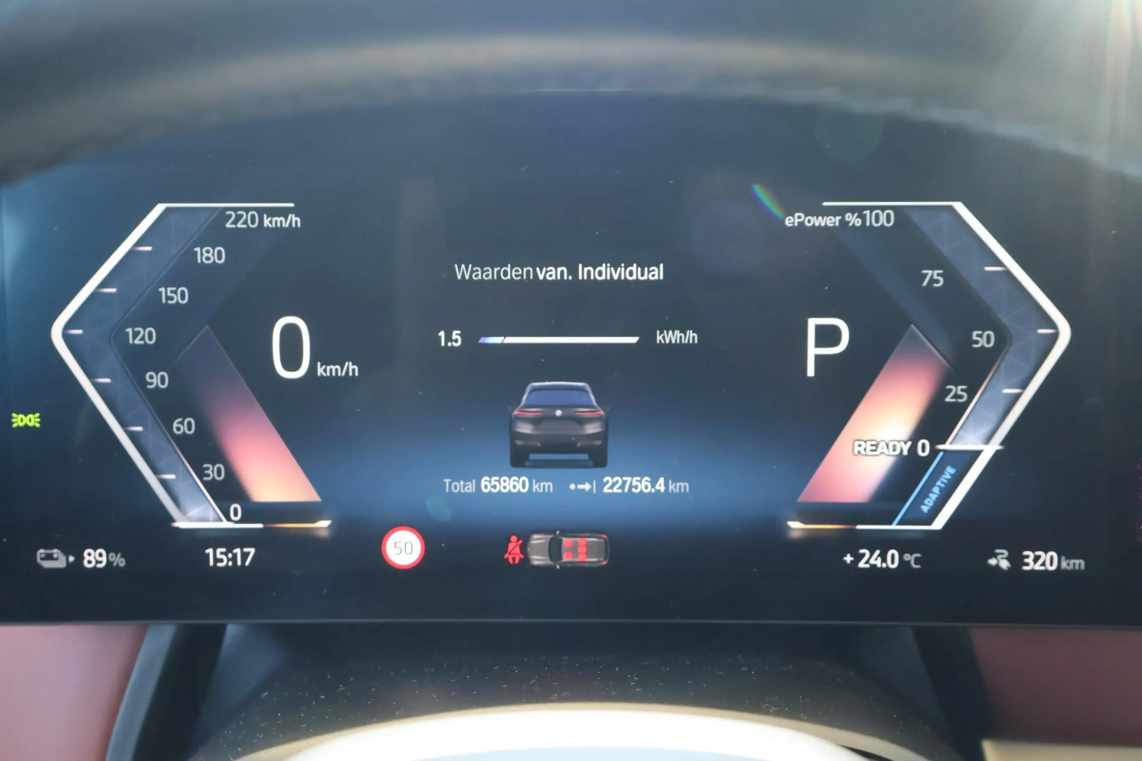 BMW iX xDrive40 High Executive 77 kWh Driving Assistant P — photo 14