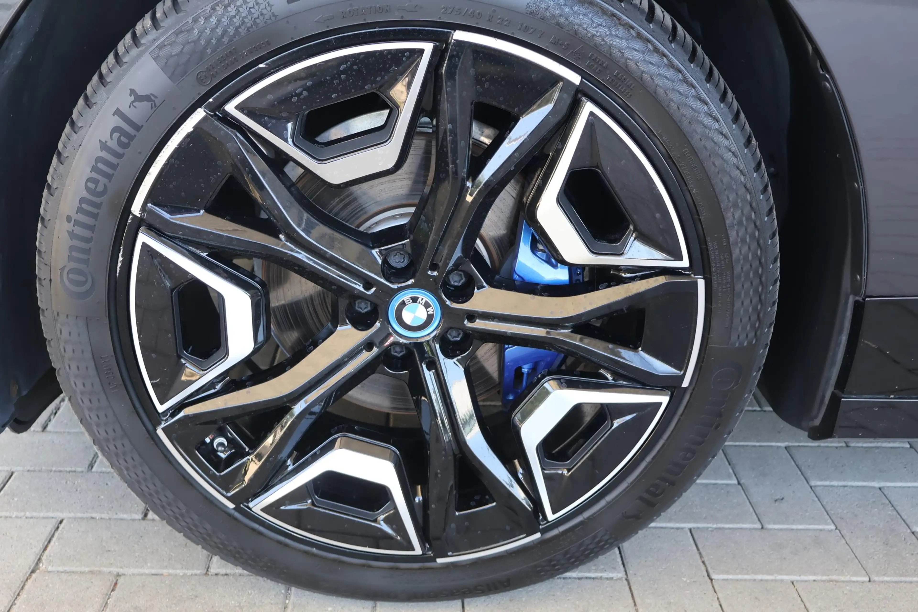 BMW iX xDrive40 High Executive 77 kWh Driving Assistant P — photo 8