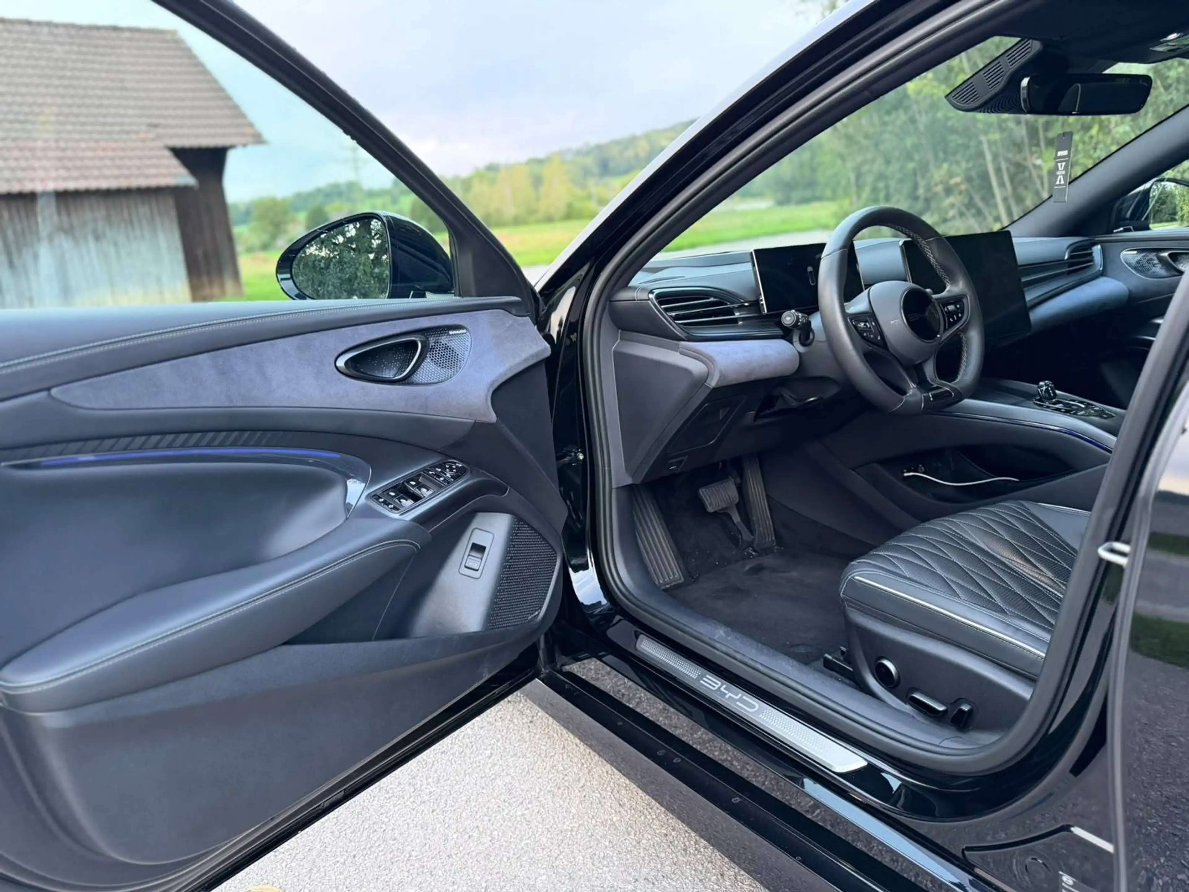 BYD Seal 380 kW AWD Executive — photo 15