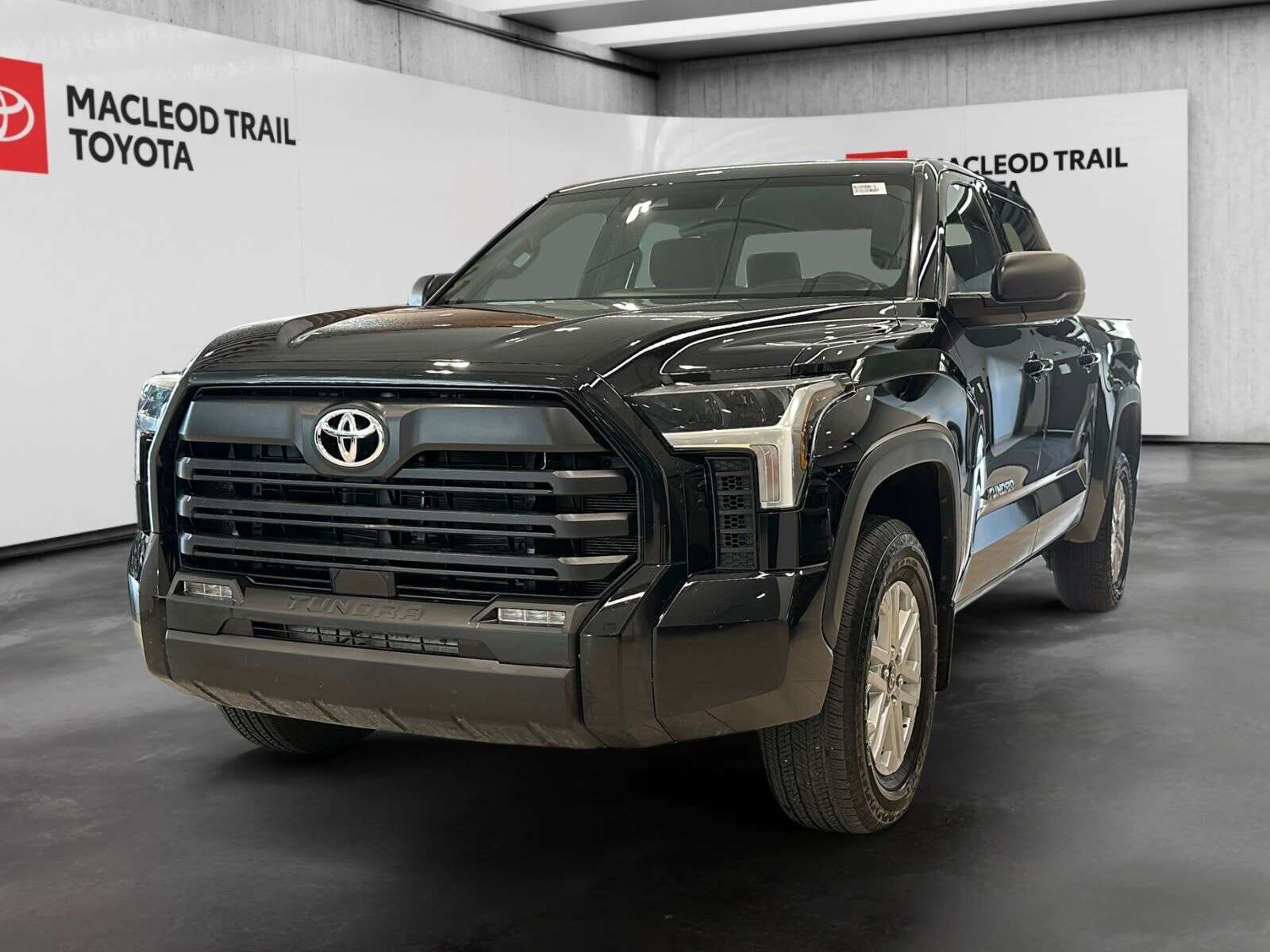 2025 Toyota Tundra SR