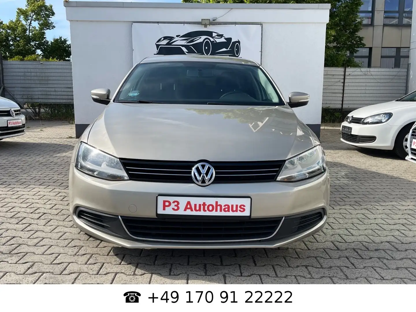 Volkswagen Jetta 2.0 Diesel Automatik*Garantie*Navi*V.Leder Or - 2