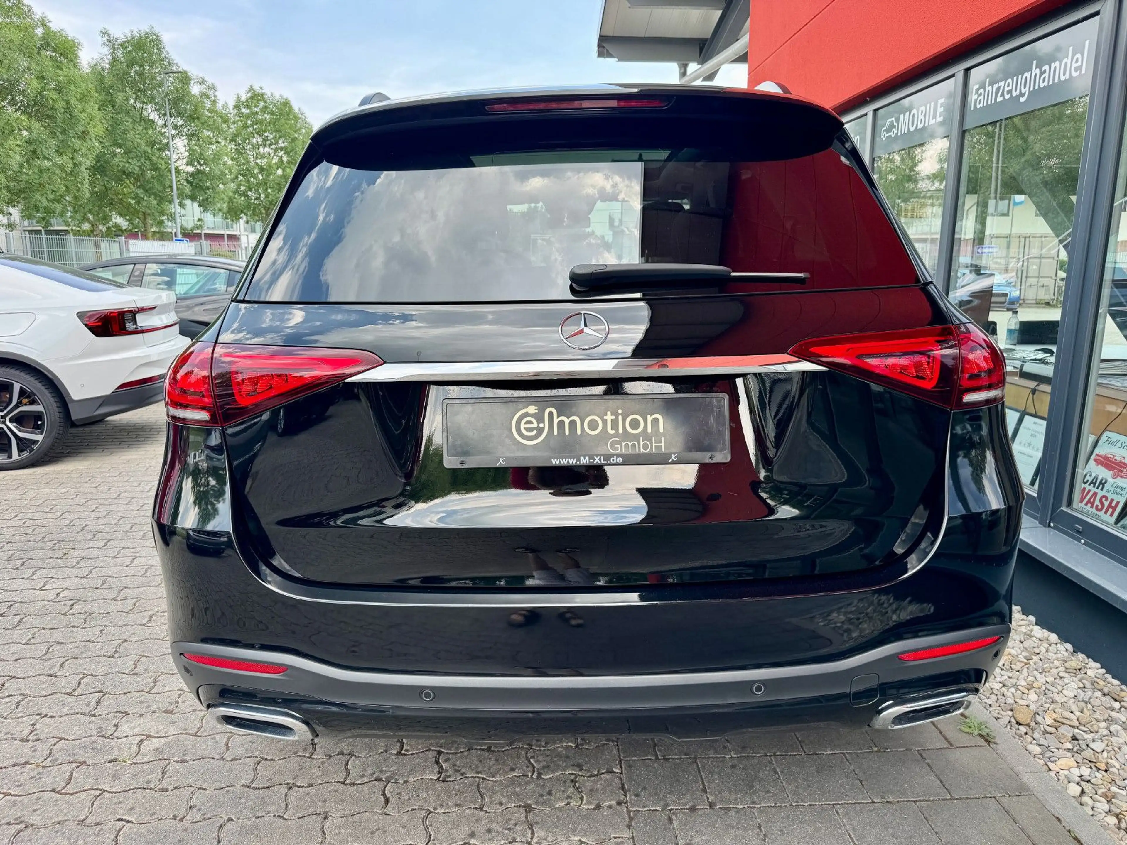 Mercedes-Benz GLE 350 d 4Matic AMG*PanoSD*Head-up*AHK*Distronic — photo 4