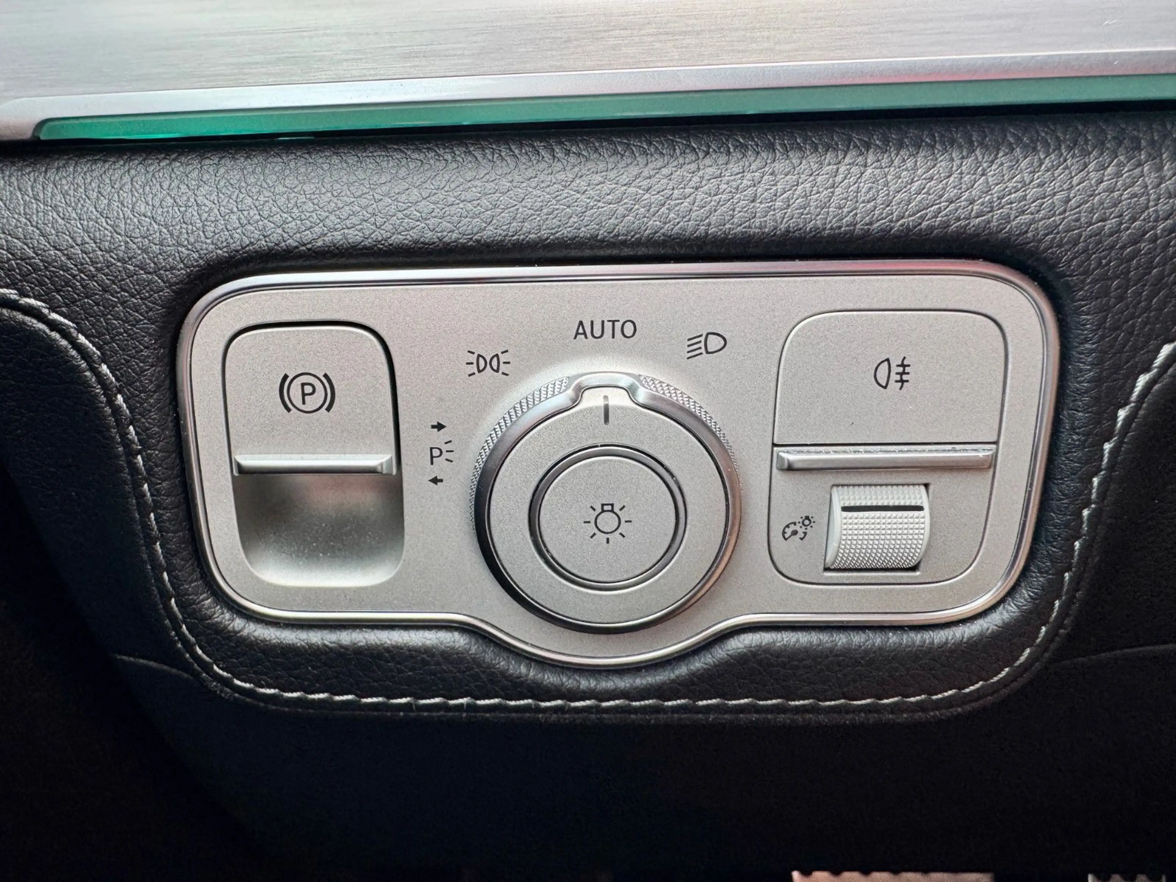 Mercedes-Benz GLE 350 d 4Matic AMG*PanoSD*Head-up*AHK*Distronic — photo 15