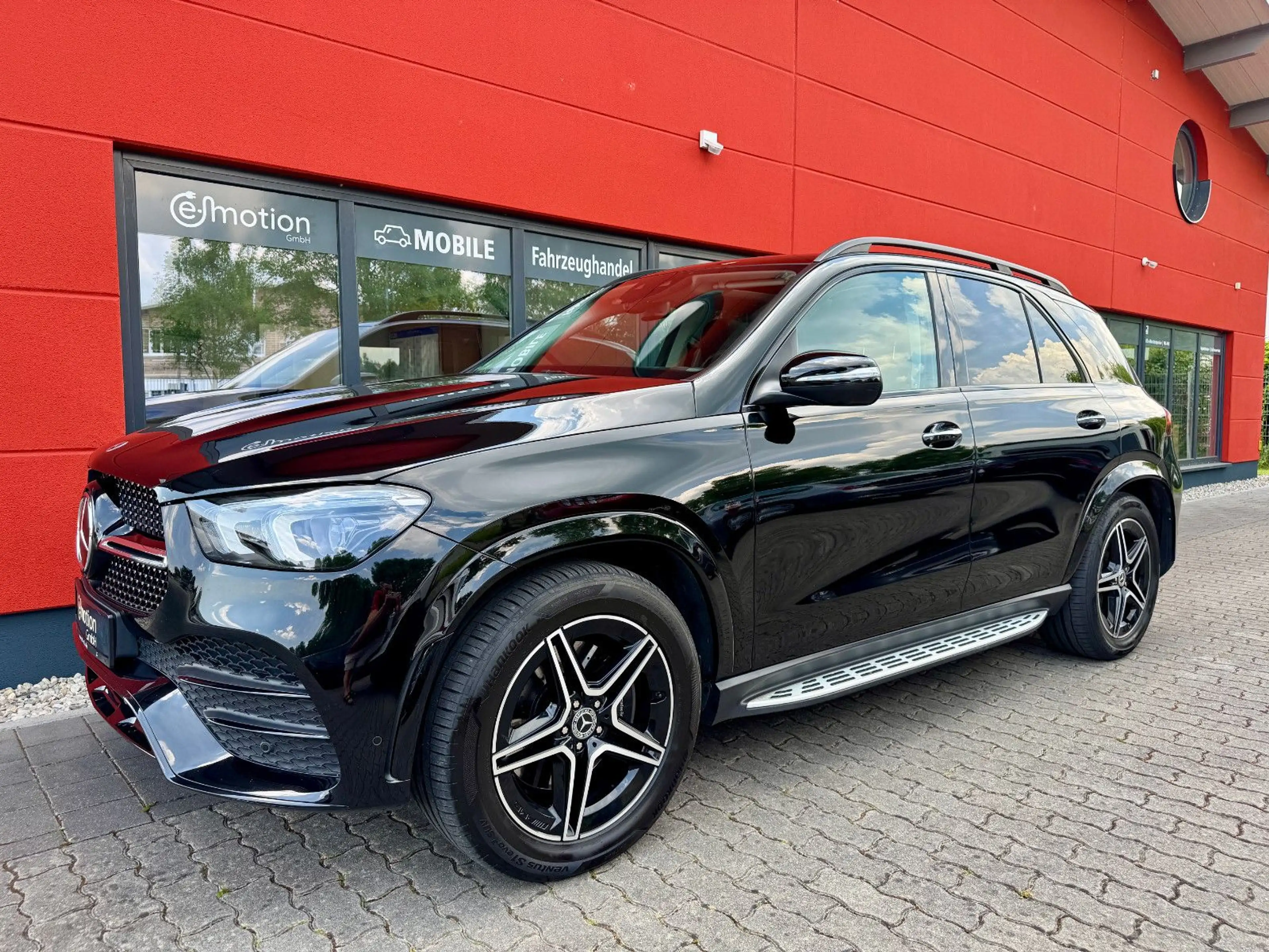 Mercedes-Benz GLE 350 d 4Matic AMG*PanoSD*Head-up*AHK*Distronic