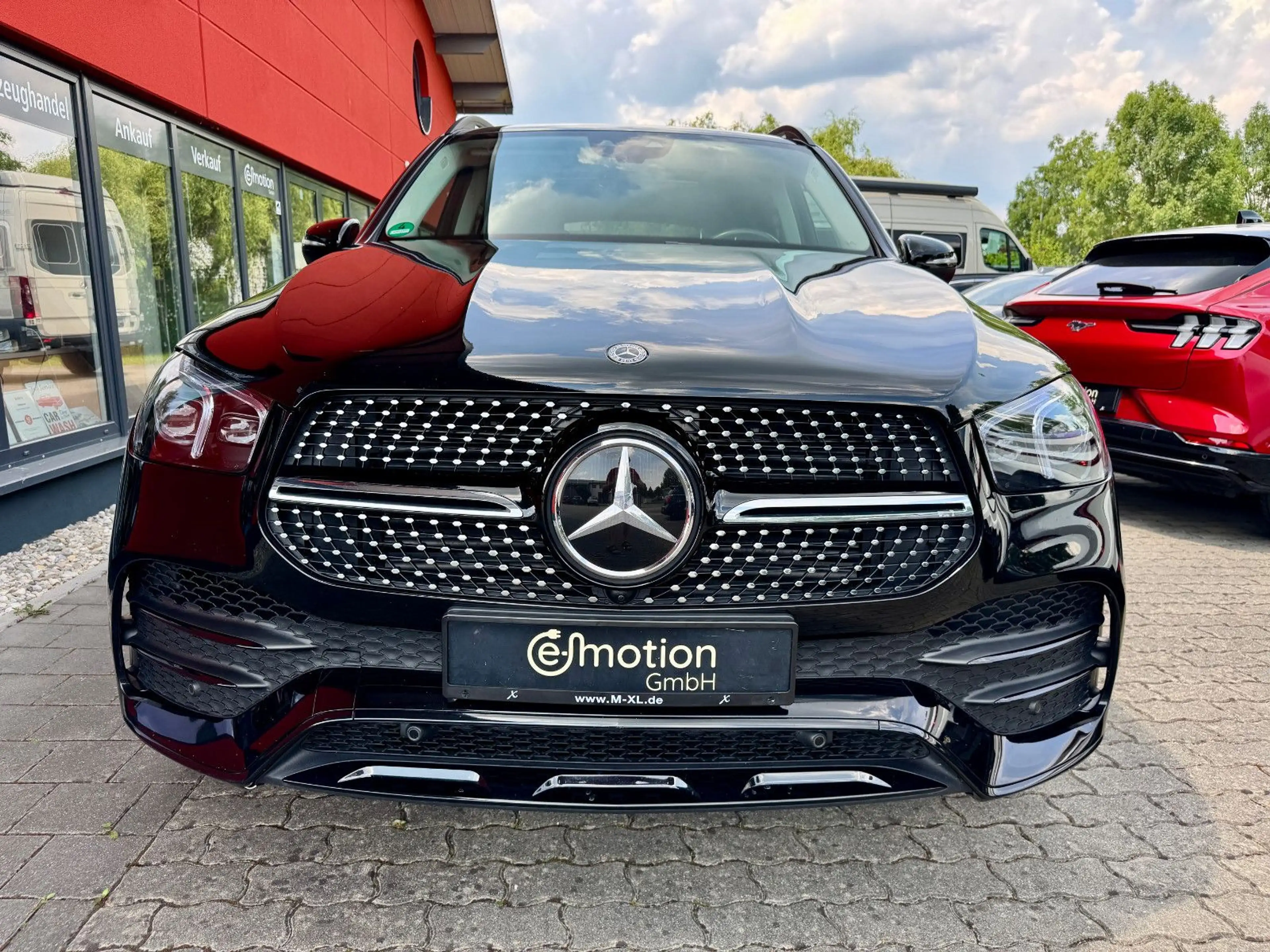 Mercedes-Benz GLE 350 d 4Matic AMG*PanoSD*Head-up*AHK*Distronic — photo 7