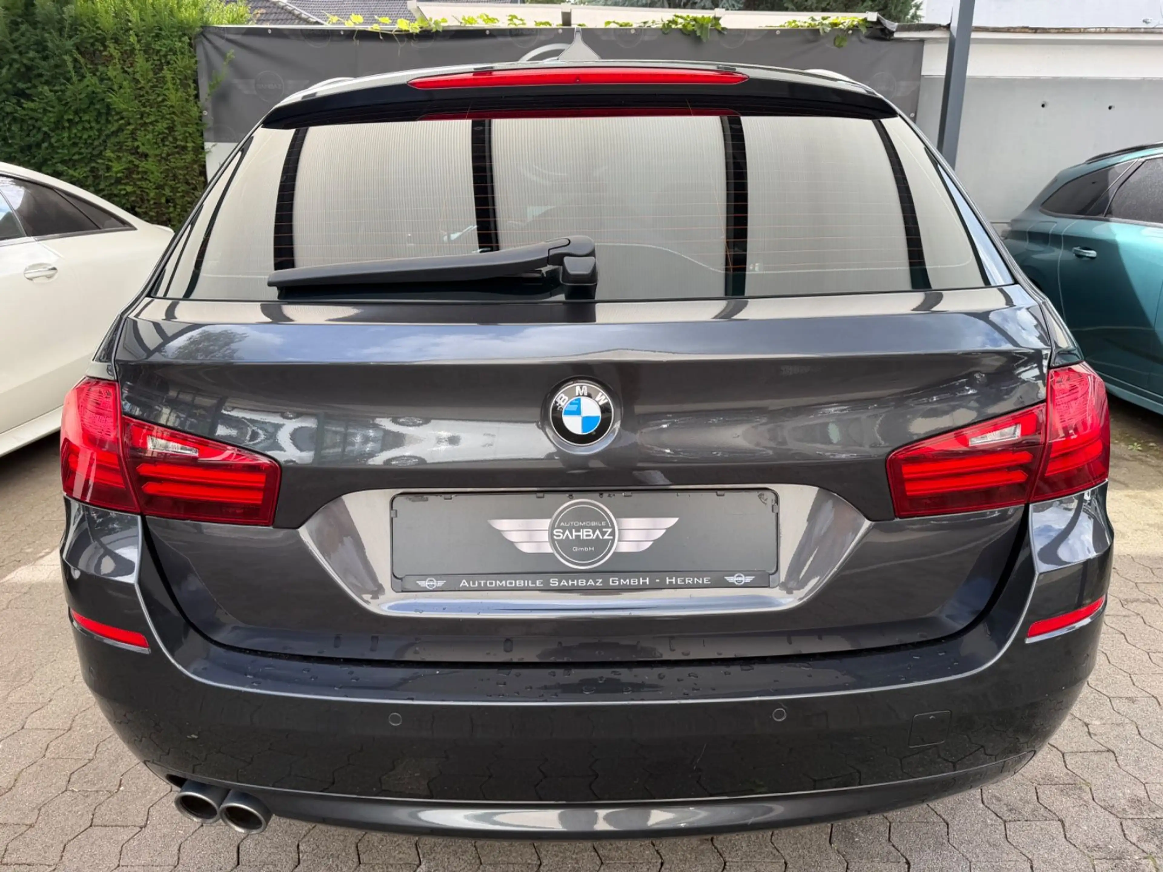 BMW 520 d Touring xDrive*PANORAMA*XENON*PROF — photo 4