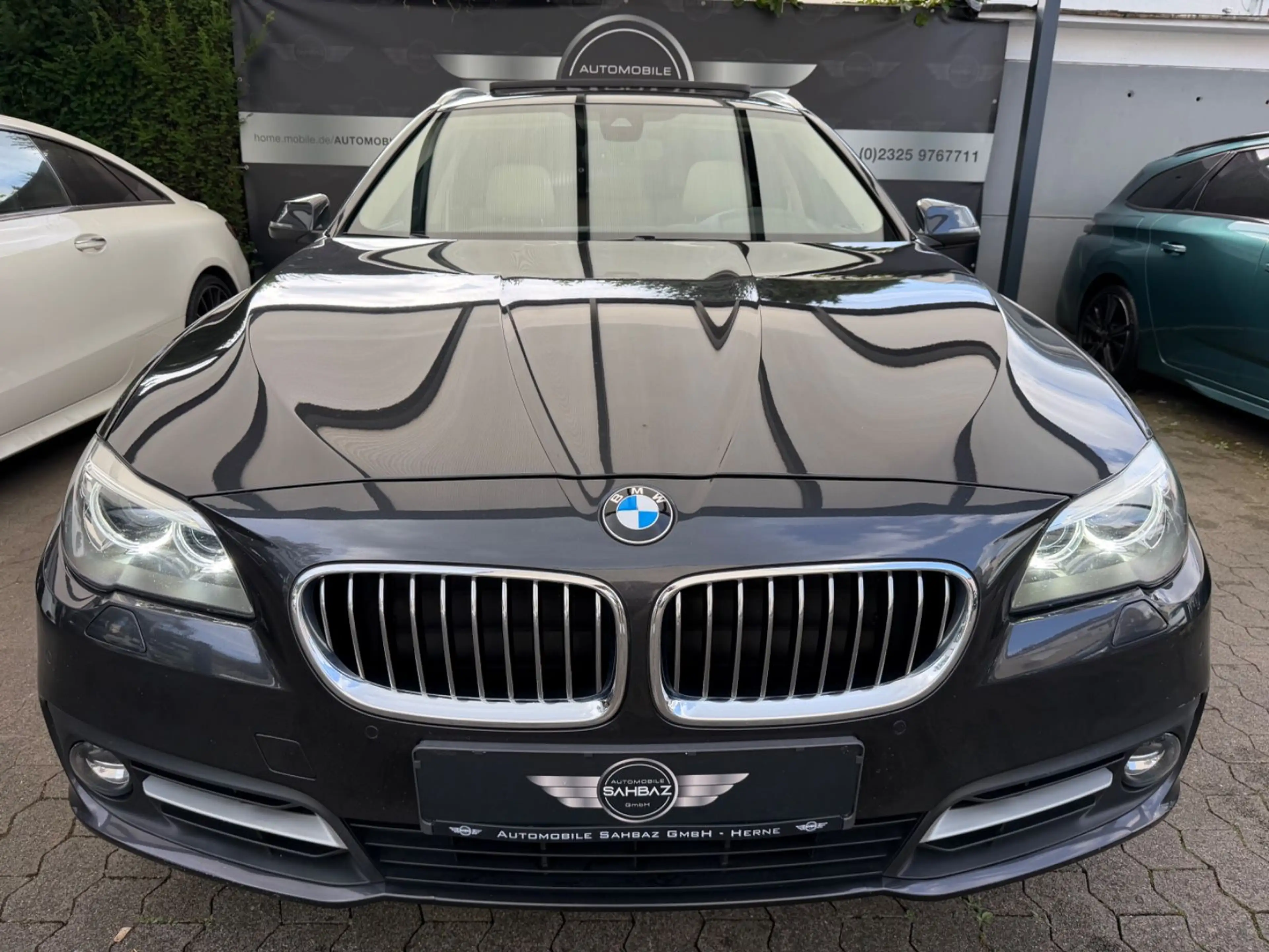 BMW 520 d Touring xDrive*PANORAMA*XENON*PROF — photo 3
