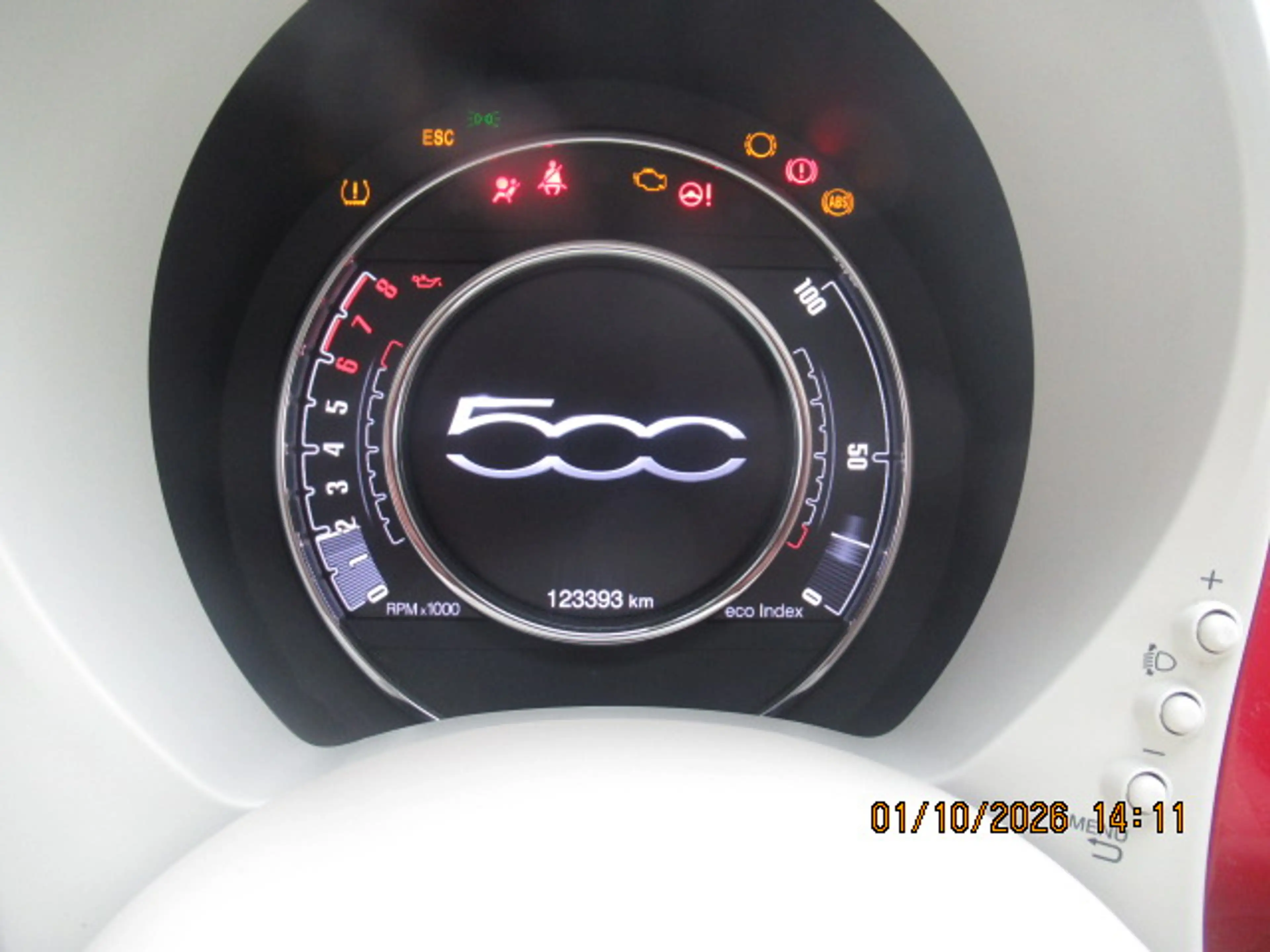 Fiat 500 Lounge — photo 11