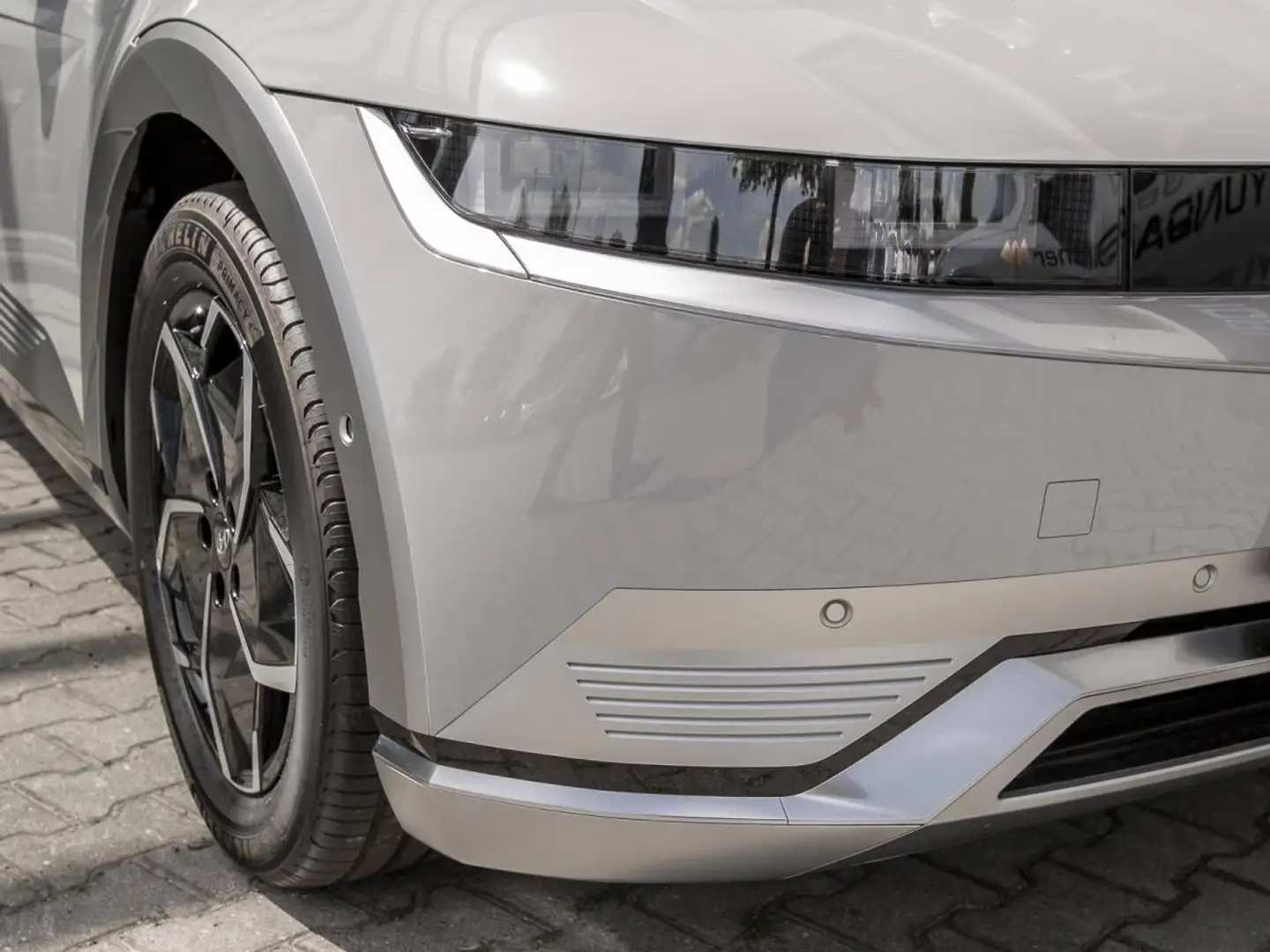 Hyundai IONIQ 5 Privatkundenangebot+Navi+Tot-Winkel+360°Kamera Grau - 2
