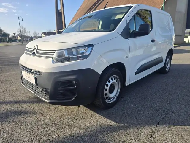 Citroen Berlingo 1.5 HDI 100 1000KG M L1 3 places 8325 ht