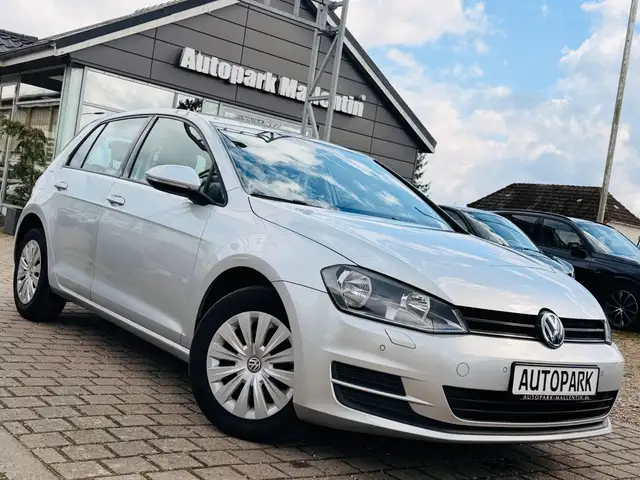 Volkswagen Golf main image