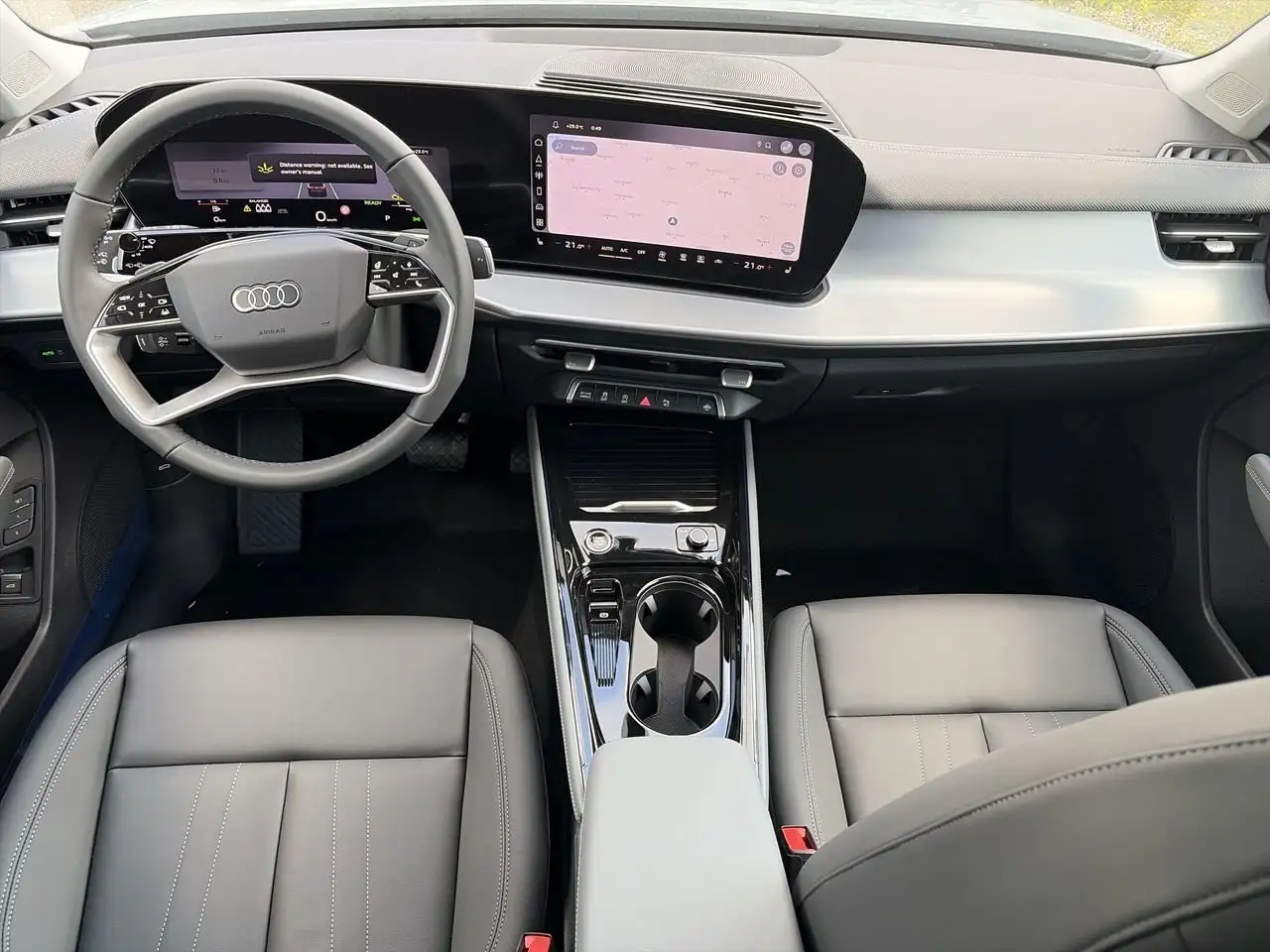 Audi Q3 снимка Audi Q3