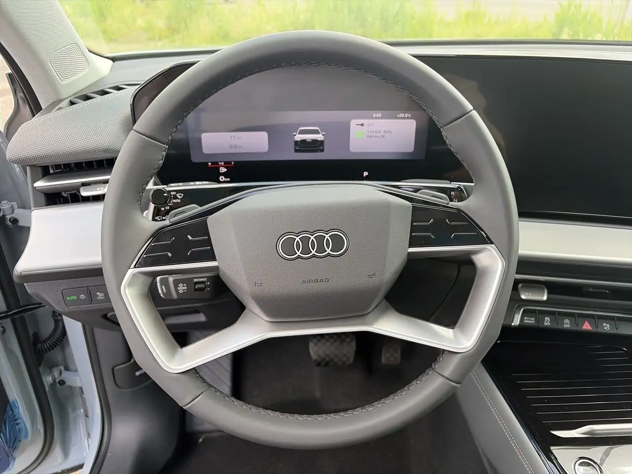 Audi Q3 снимка Audi Q3