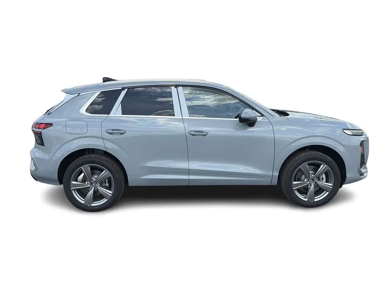 Audi Q3 снимка Audi Q3