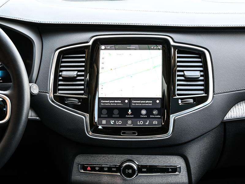 2025 Volvo XC90 T8 AWD Ultra Bright Theme 7-Seater thumb 27