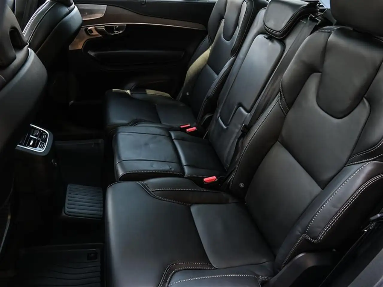 Volvo XC90 снимка Volvo XC90