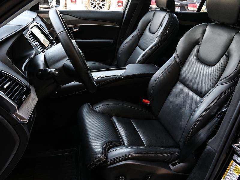 2025 Volvo XC90 T8 AWD Ultra Bright Theme 7-Seater thumb 12