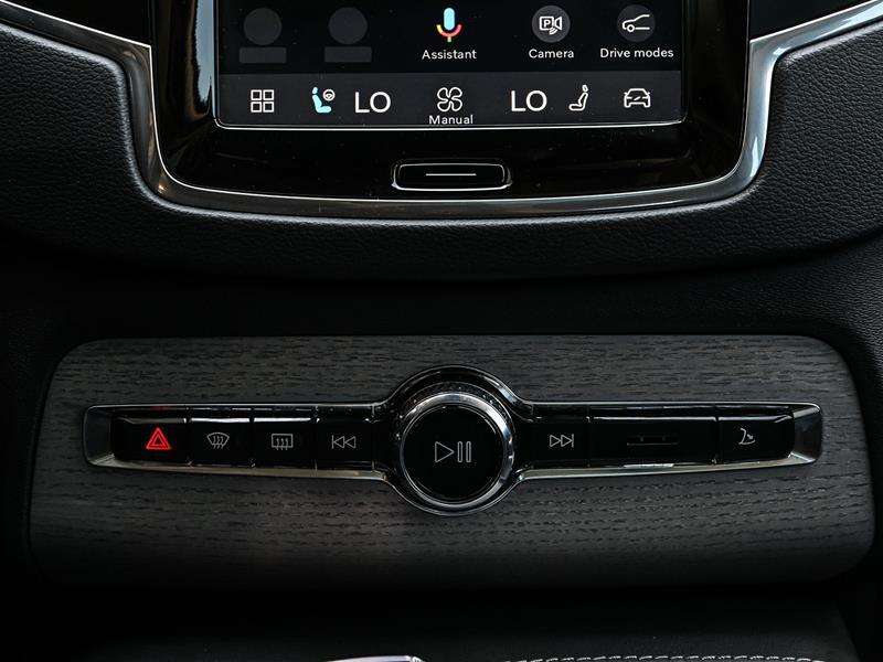 2025 Volvo XC90 T8 AWD Ultra Bright Theme 7-Seater thumb 24