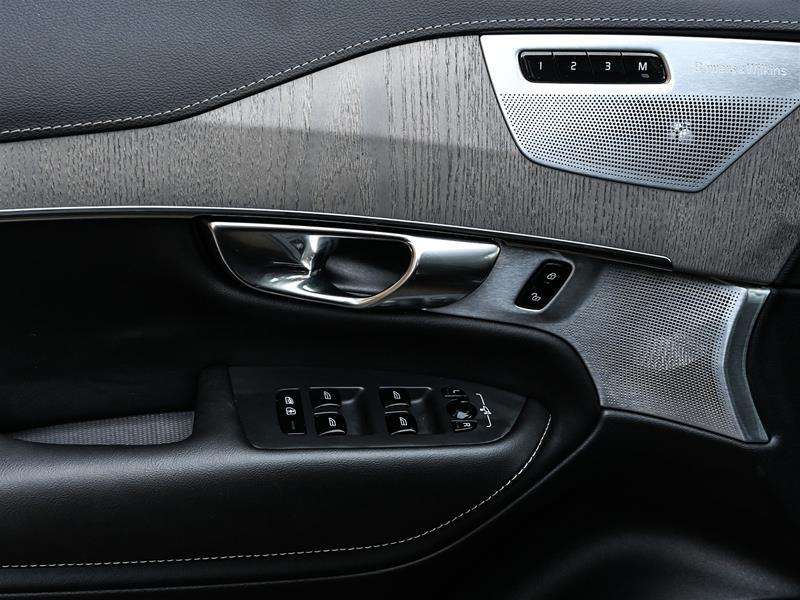 2025 Volvo XC90 T8 AWD Ultra Bright Theme 7-Seater thumb 20