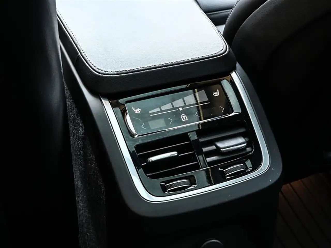 Volvo XC90 снимка Volvo XC90