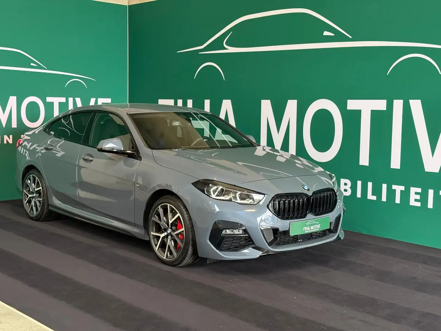 BMW 218 218i Gran Coupe Aut. M Sport Grau - 1