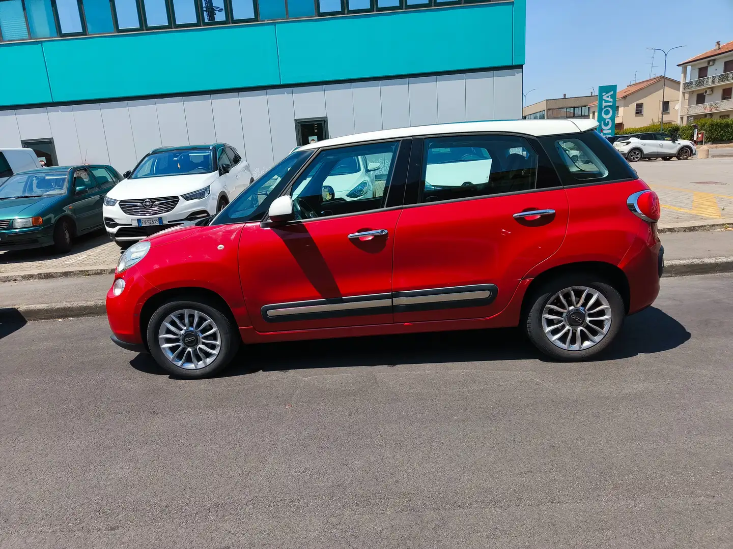 Fiat 500L Lounge 1.3 Rosso - 1