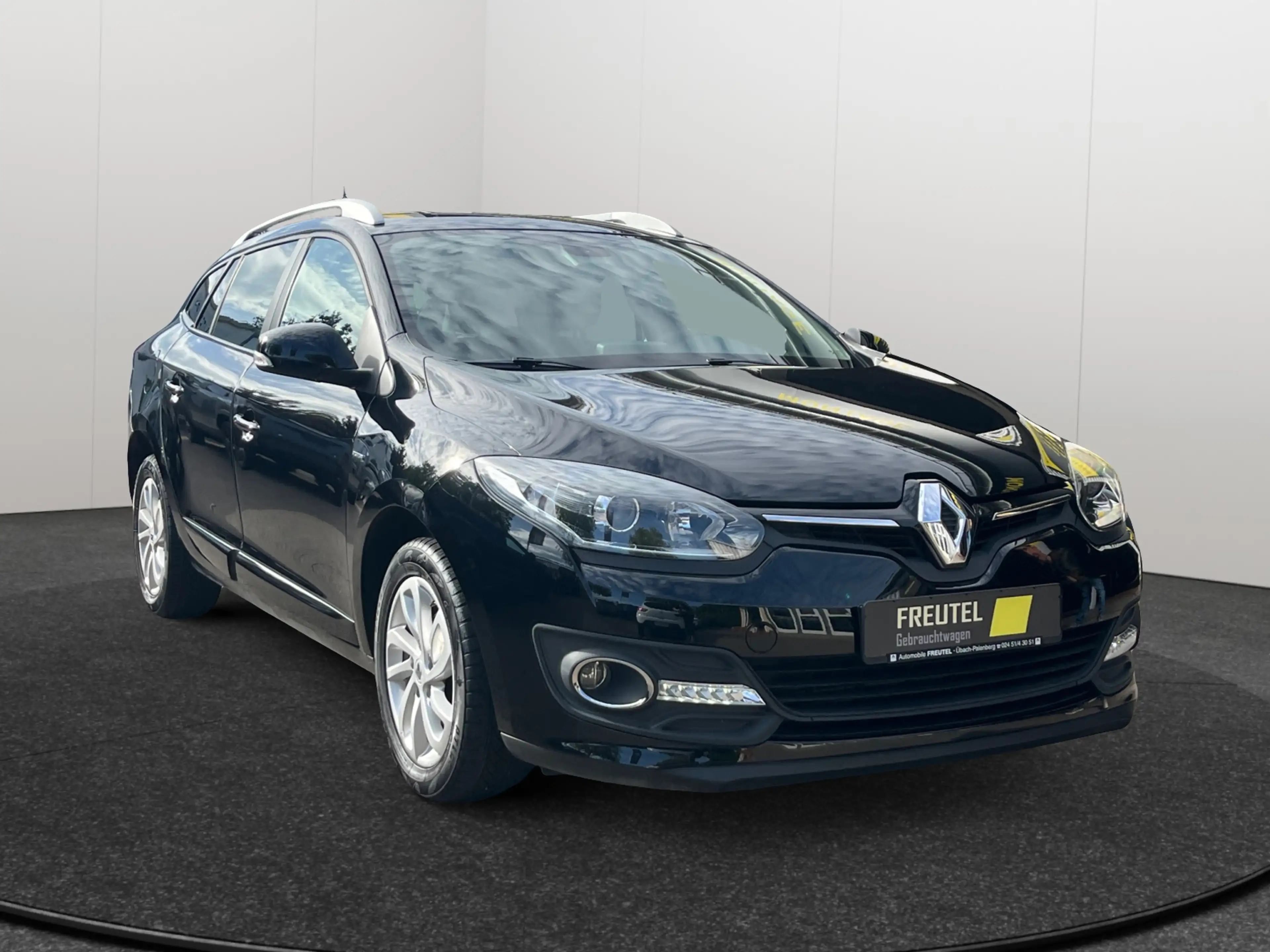 Renault Megane Grandtour 1.2 TCe 115 Limited ENERGY 1.2 TCe 115 E — photo 5