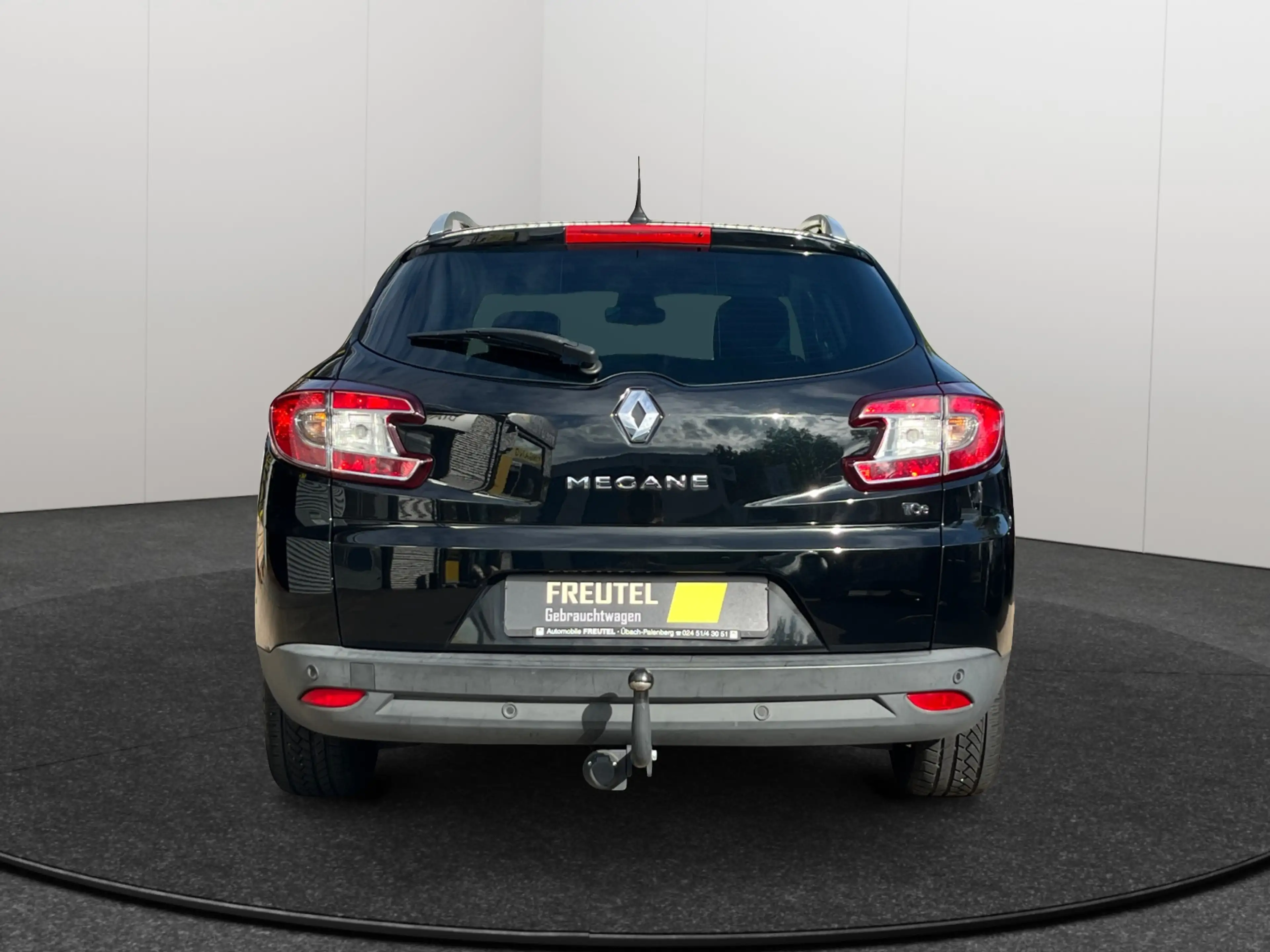 Renault Megane Grandtour 1.2 TCe 115 Limited ENERGY 1.2 TCe 115 E — photo 3