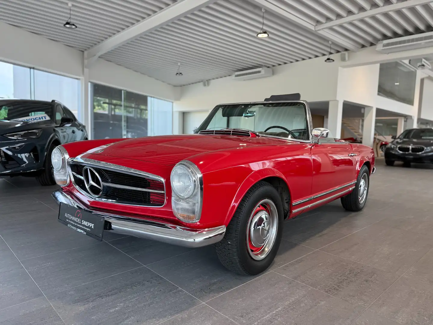 Mercedes-Benz SL 230 Pagode Rood - 1