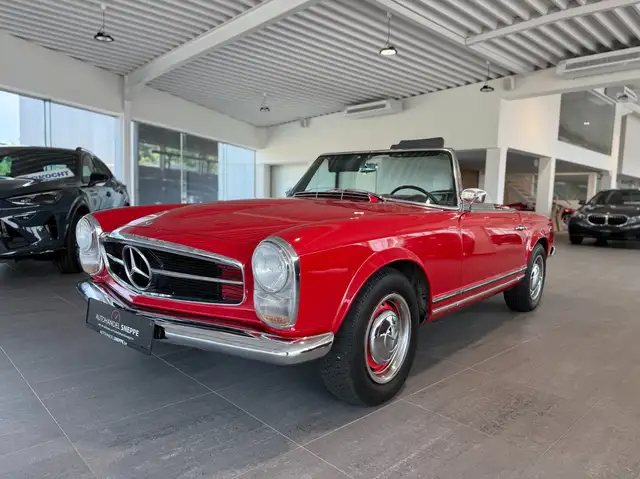 Mercedes-Benz SL 230 Pagode