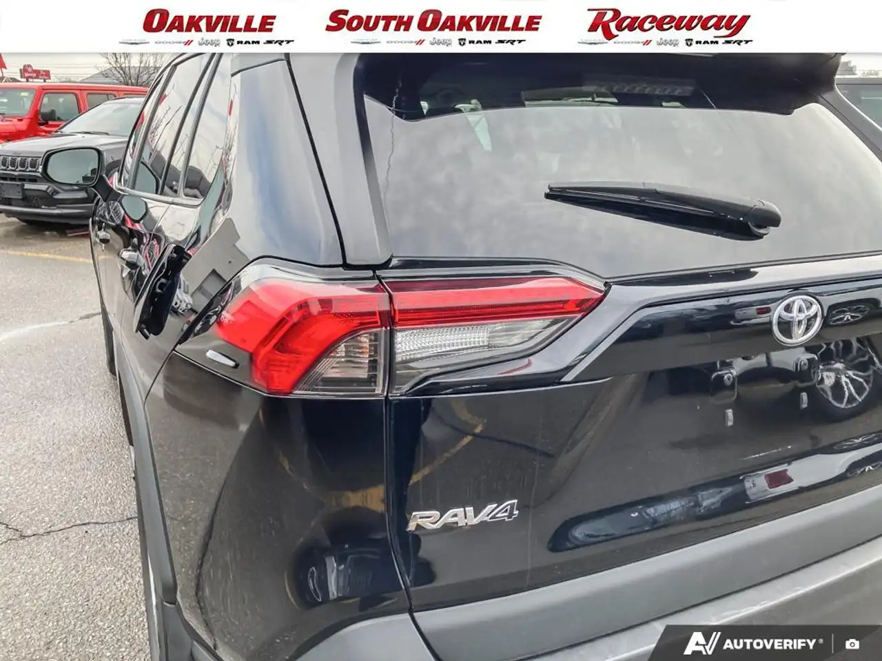 Toyota RAV 4 снимка Toyota RAV 4