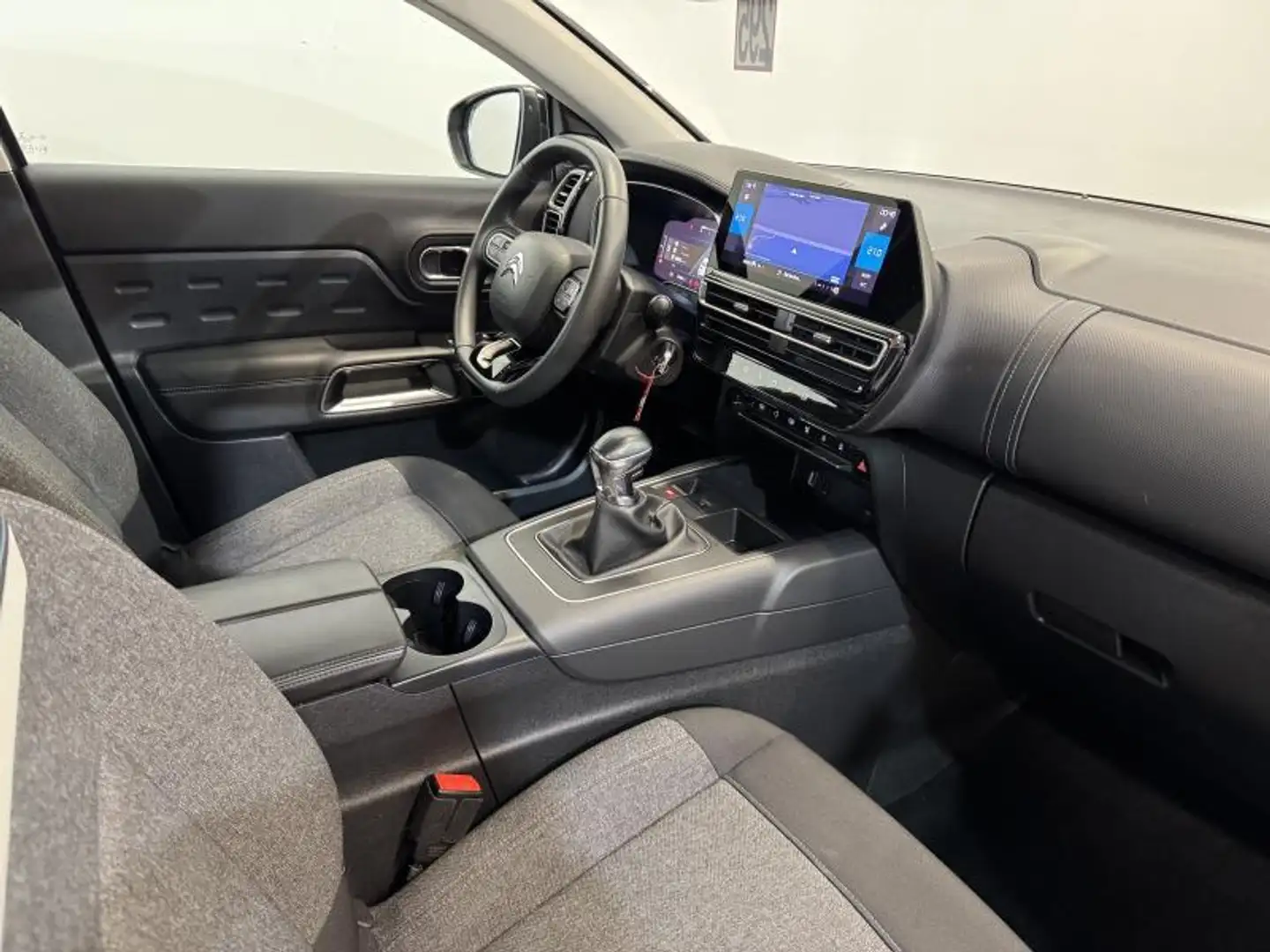 Citroen C5 Aircross Live Grijs - 2