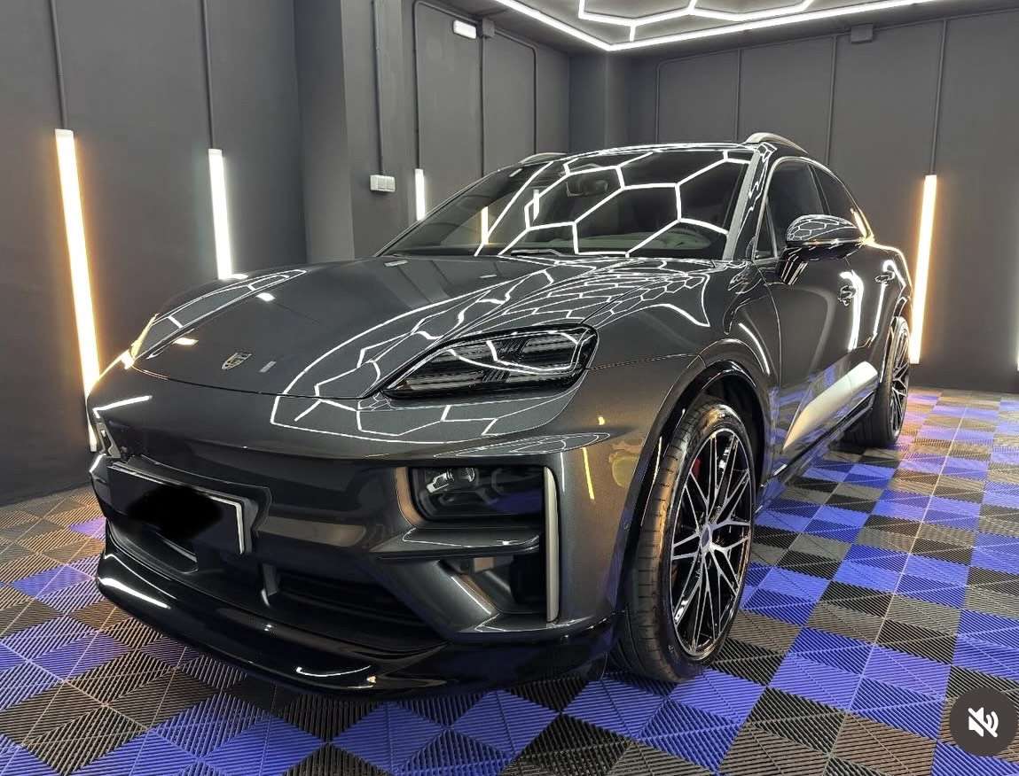 Porsche Macan Turbo - foto 1