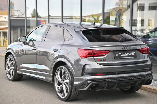 Audi RS Q3 view 5