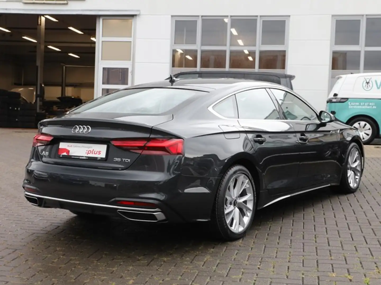 Audi A5 Sportback 35 TDI Advanced AHK Navi+ Businessp. Grau - 2