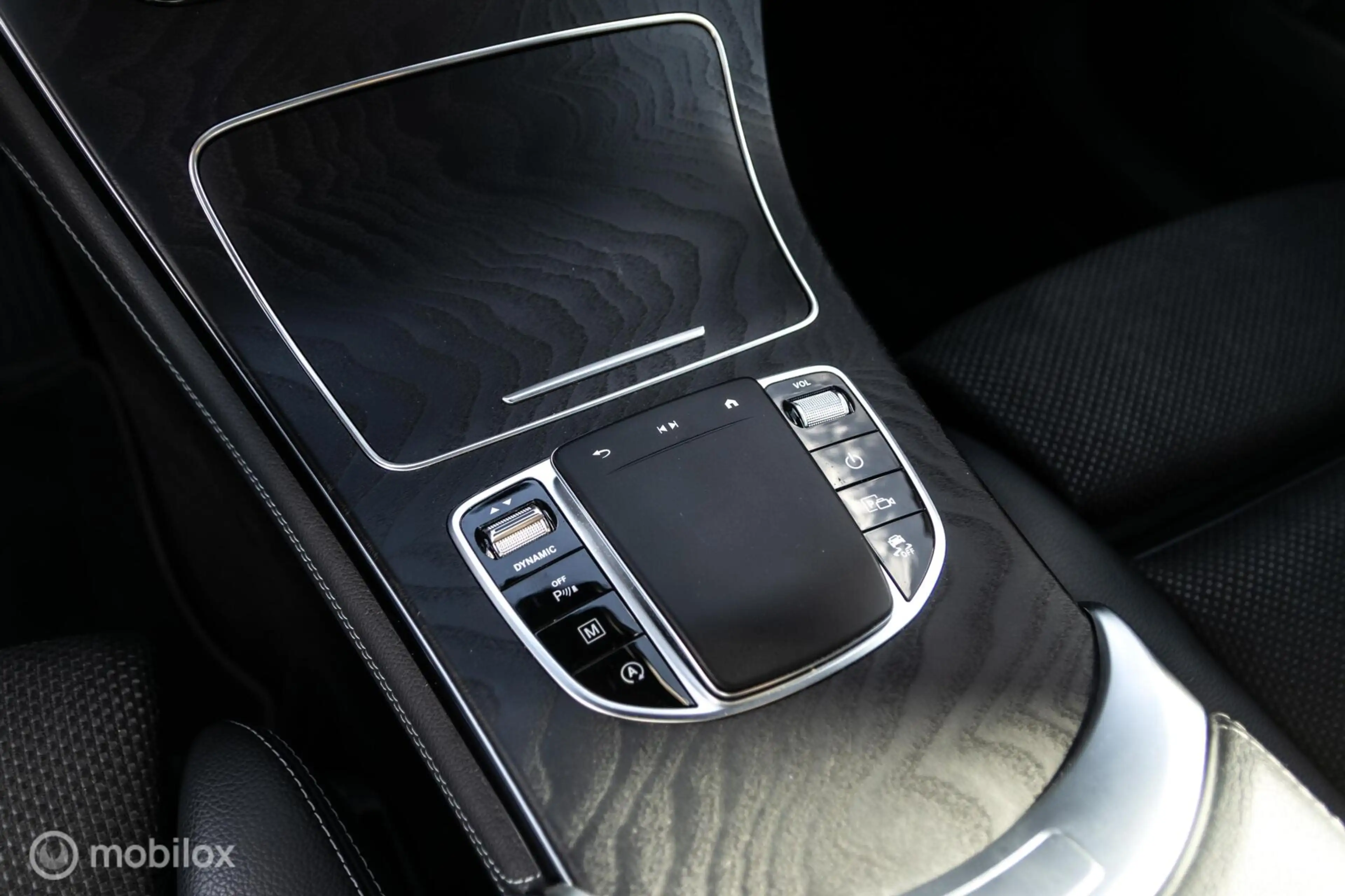 Mercedes-Benz GLC 200 4MATIC Premium — photo 20