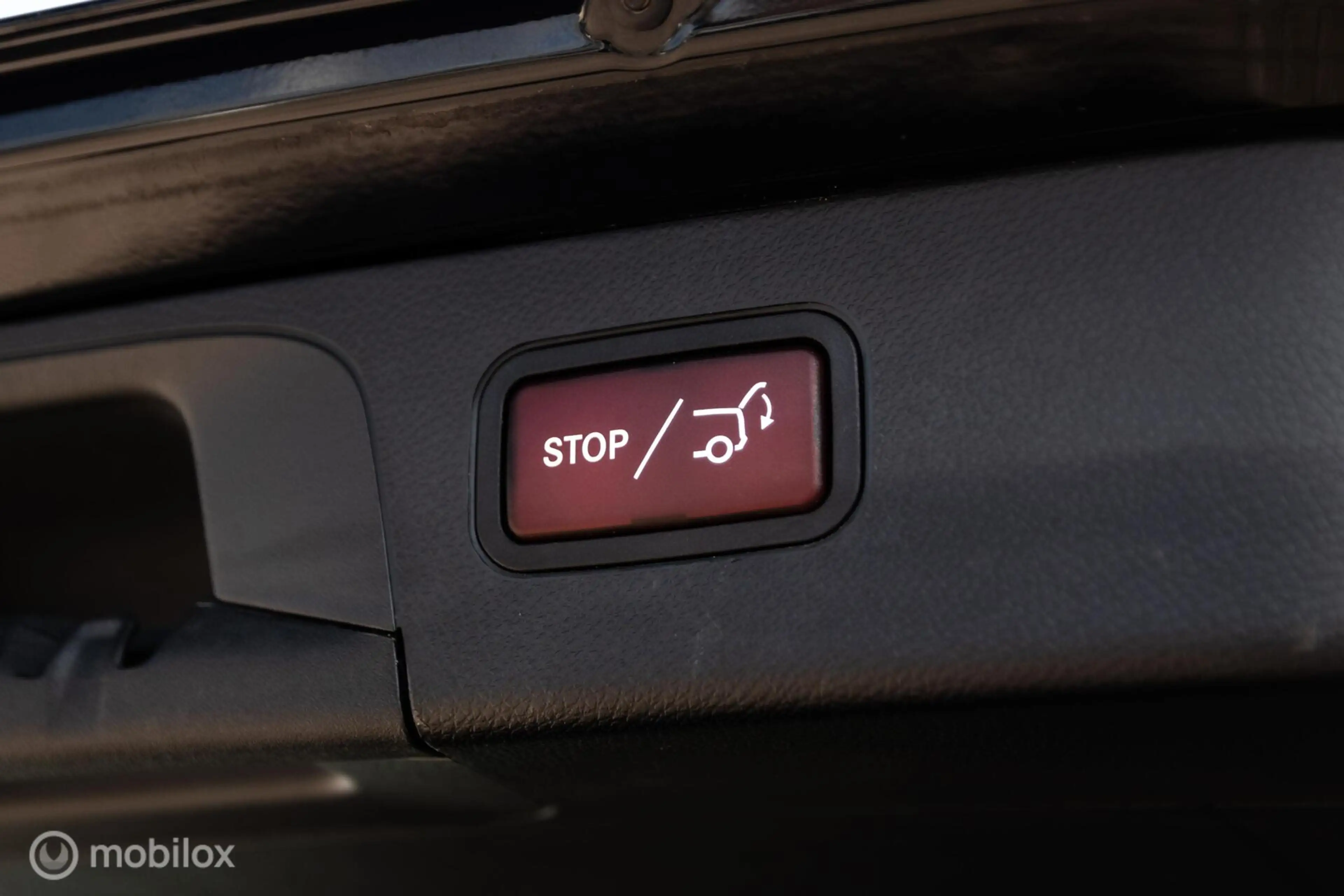 Mercedes-Benz GLC 200 4MATIC Premium — photo 37