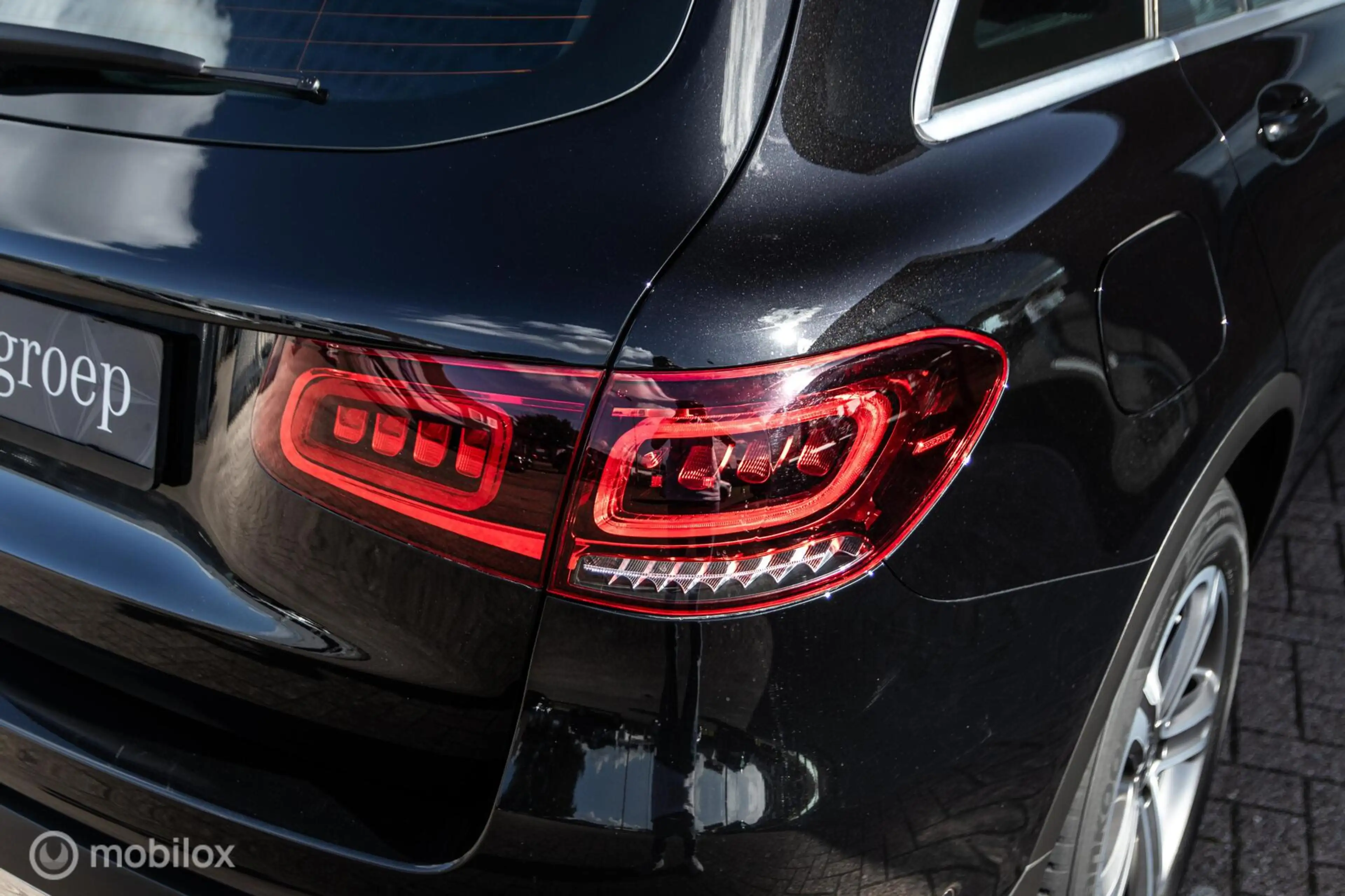 Mercedes-Benz GLC 200 4MATIC Premium — photo 12