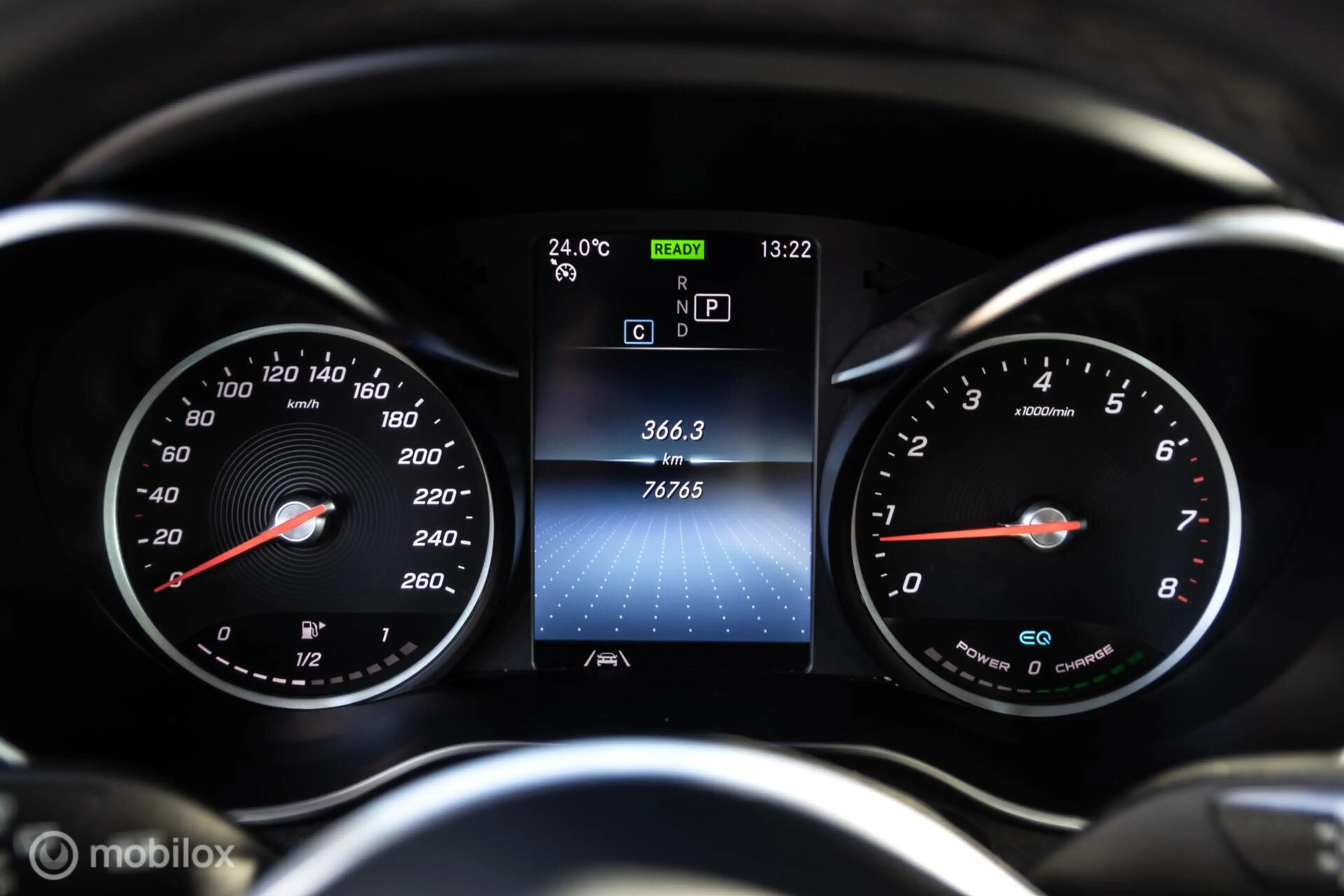 Mercedes-Benz GLC 200 4MATIC Premium — photo 17